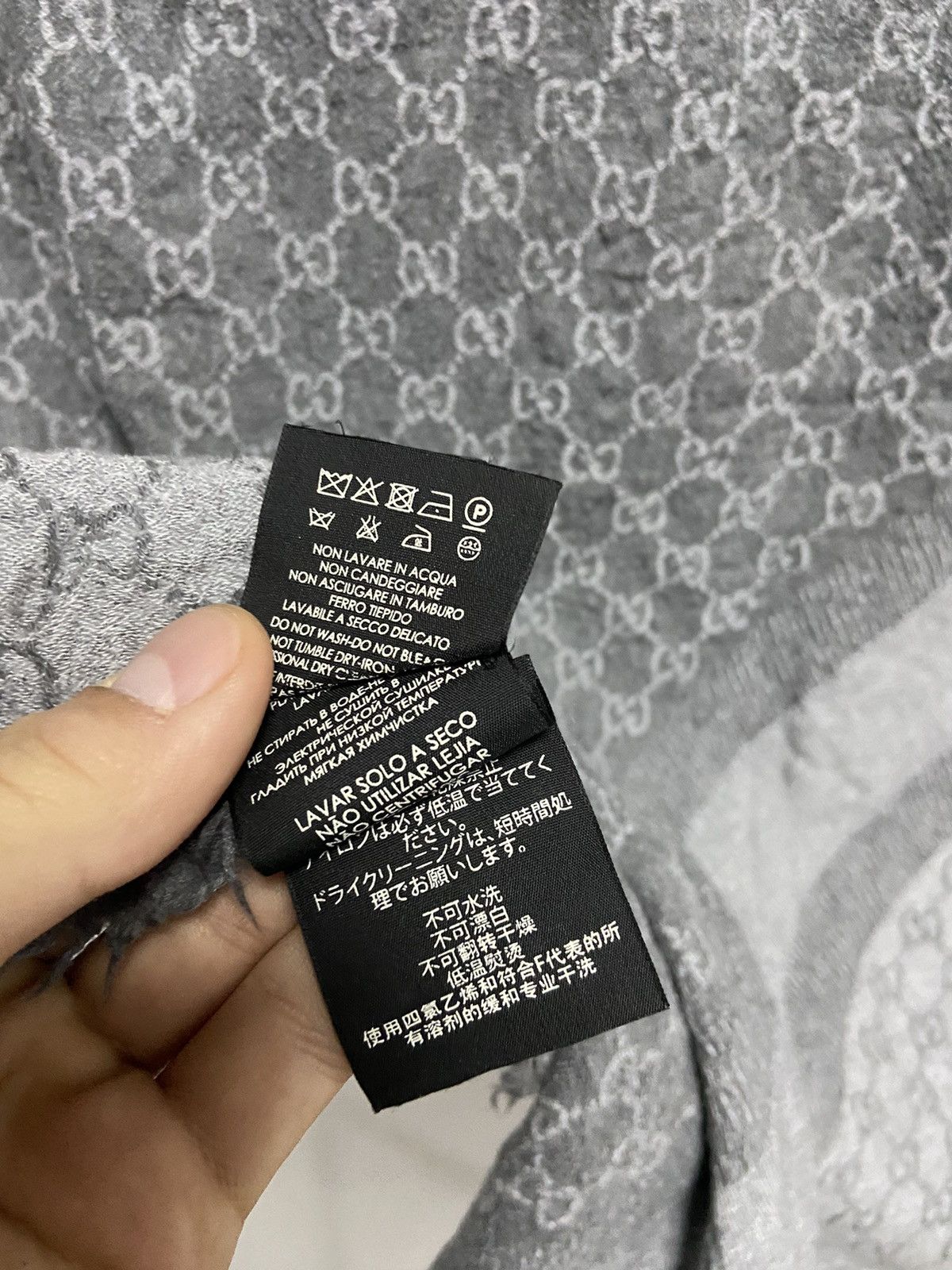 Gucci × Vintage Gucci GG big scarf vintage monogram logo silk Wool Size ONE SIZE - 4 Thumbnail