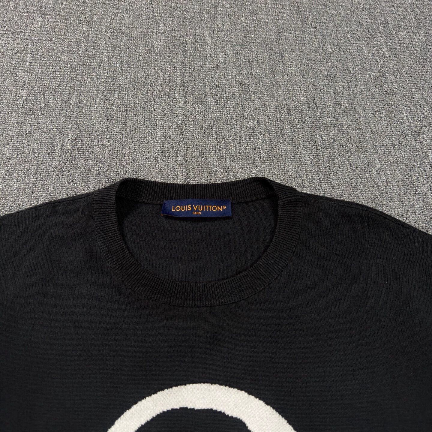 Louis Vuitton LV x Pharrell Black Knit Short-Sleeve Portrait XL 95 New Size US XL / EU 56 / 4 - 3 Thumbnail