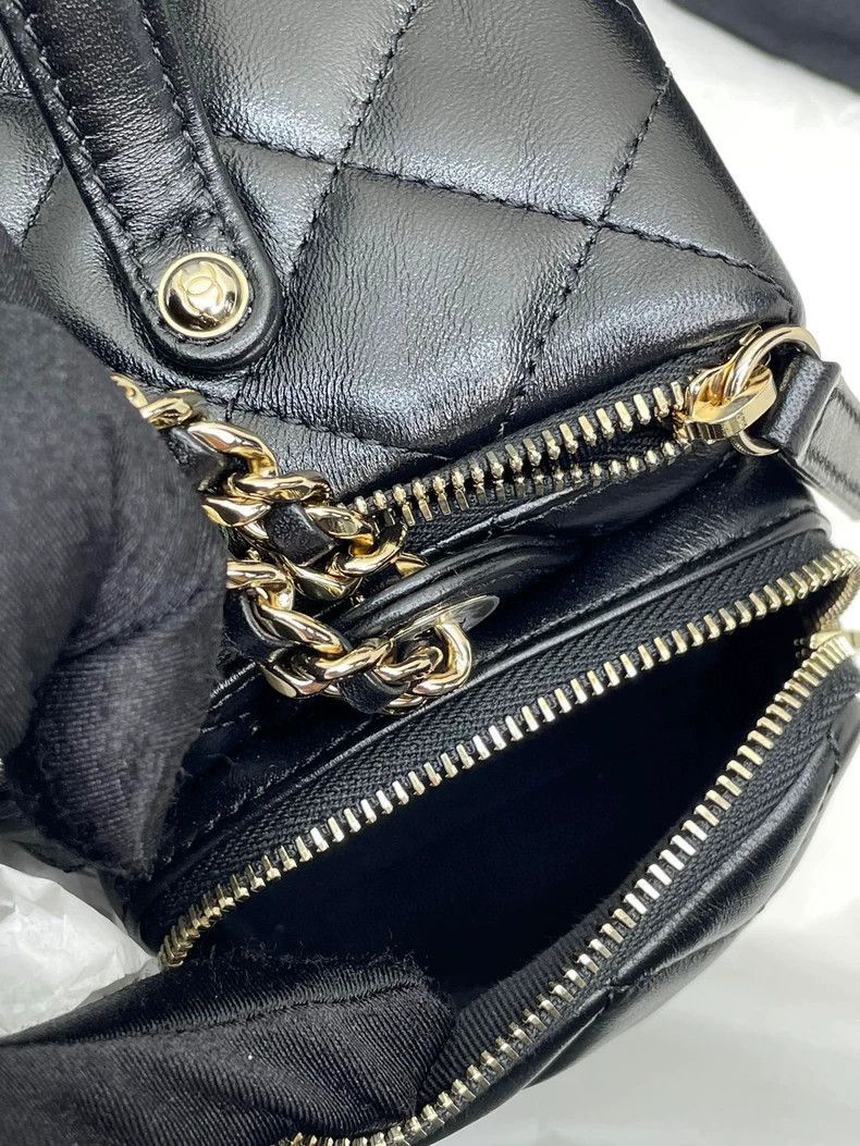 Chanel Chanel 24K Quilted Handle Camera Bag -2505 Size ONE SIZE - 9 Thumbnail