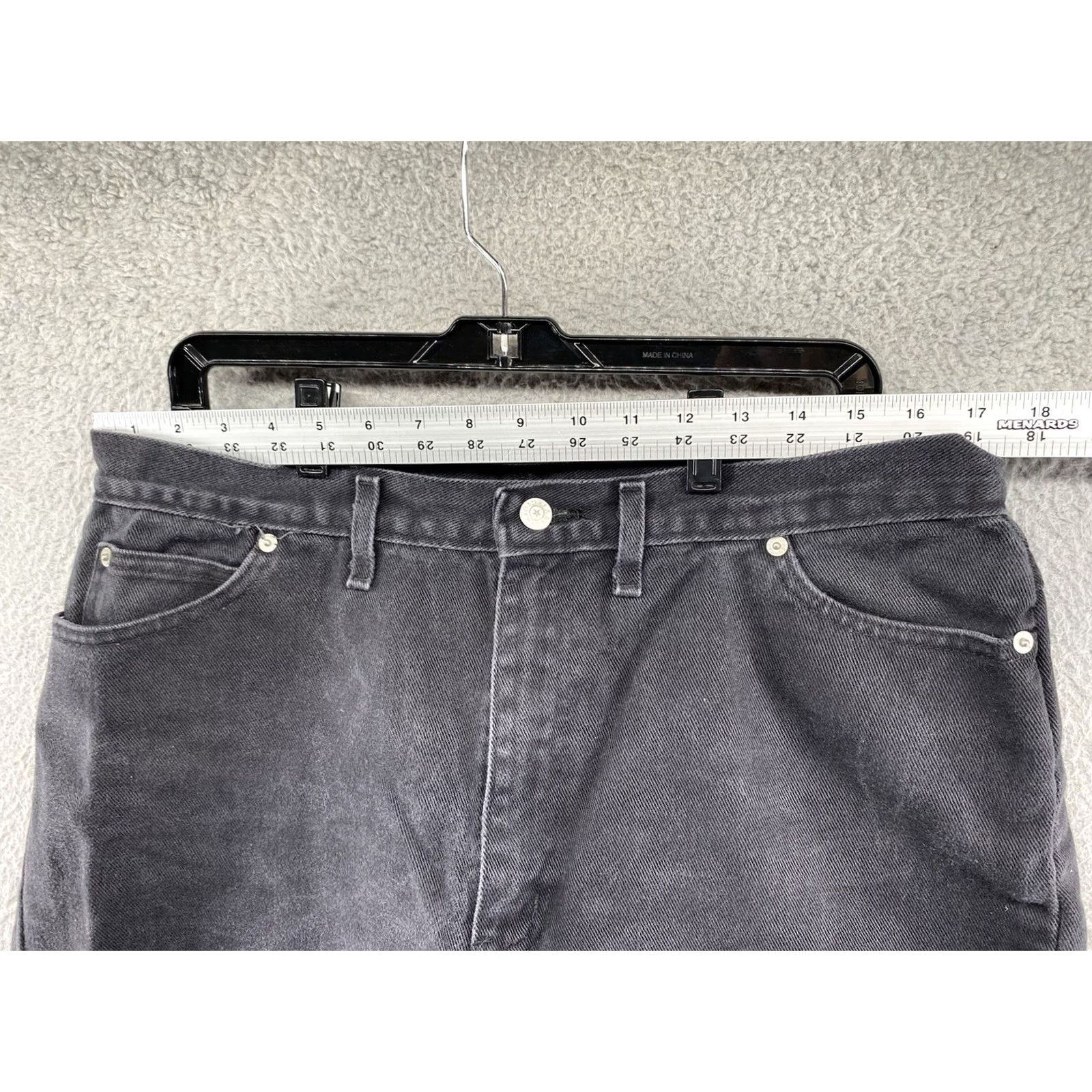 Faded Glory VINTAGE Faded Glory Women’s Black Denim USA Made Jean Mom Shorts 18 Slim Fast Front Pockets Belt Loops Distressed/Cuffed Spring Summer Womens BMI? Size 40" / US 18 - 4 Thumbnail