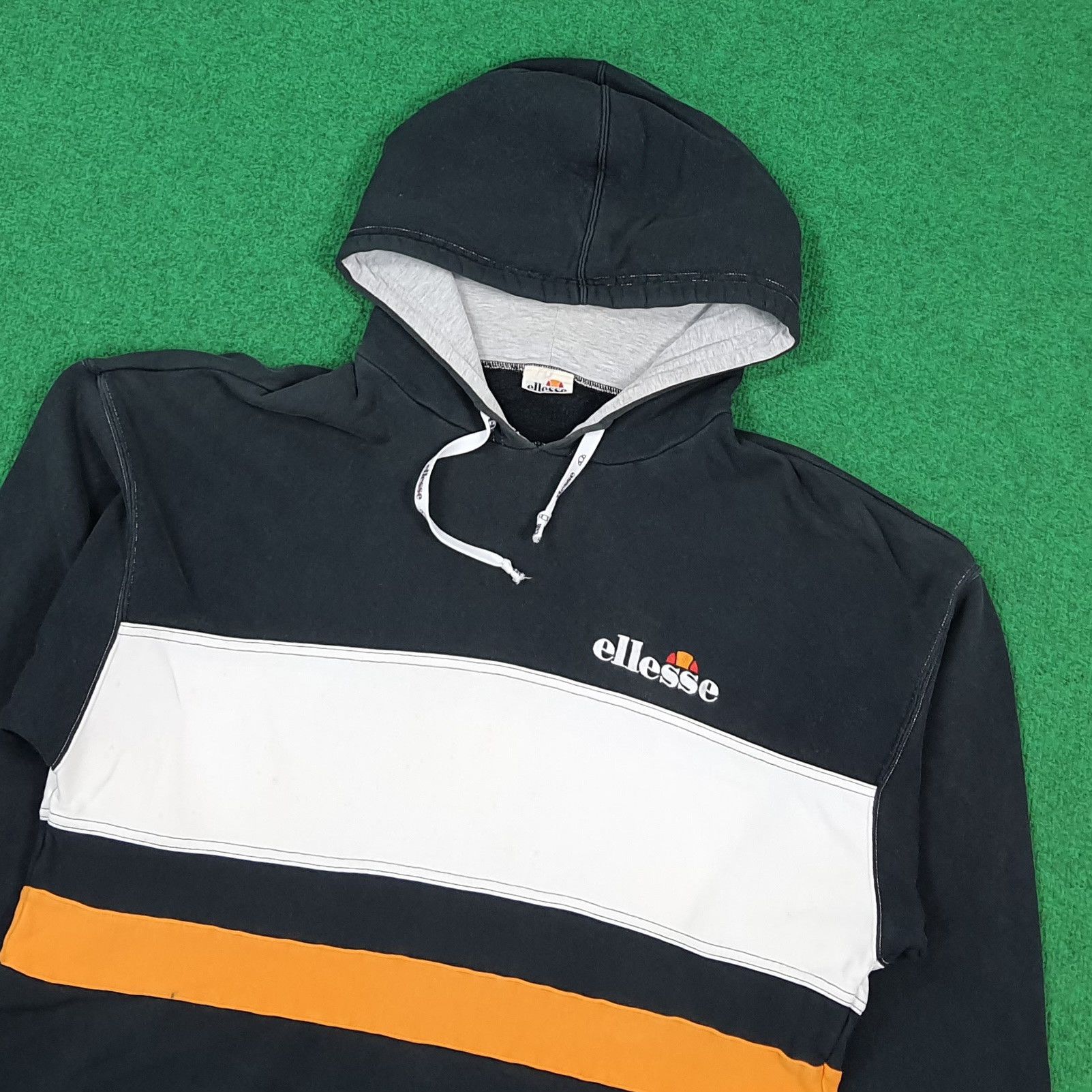 Ellesse Vintage Ellesse Hoodie Sweatshirt C304N20 Size US M / EU 48-50 / 2 - 2 Thumbnail