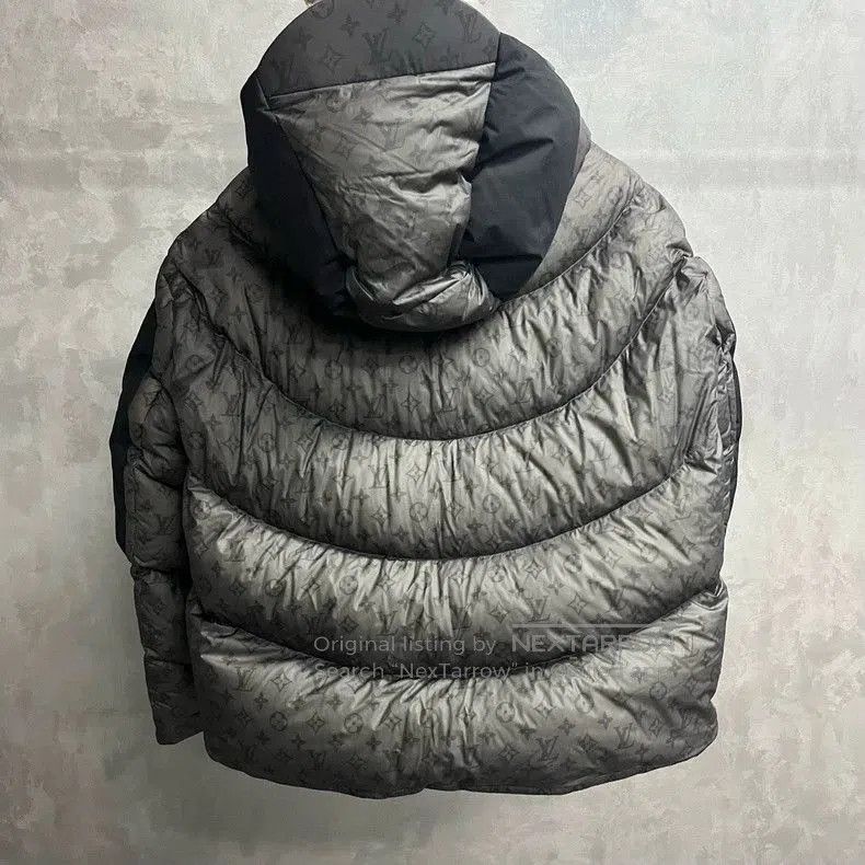 Louis Vuitton Louis Vuitton Gray Hooded Puffer Jacket. Size US L / EU 52-54 / 3 - 6 Thumbnail