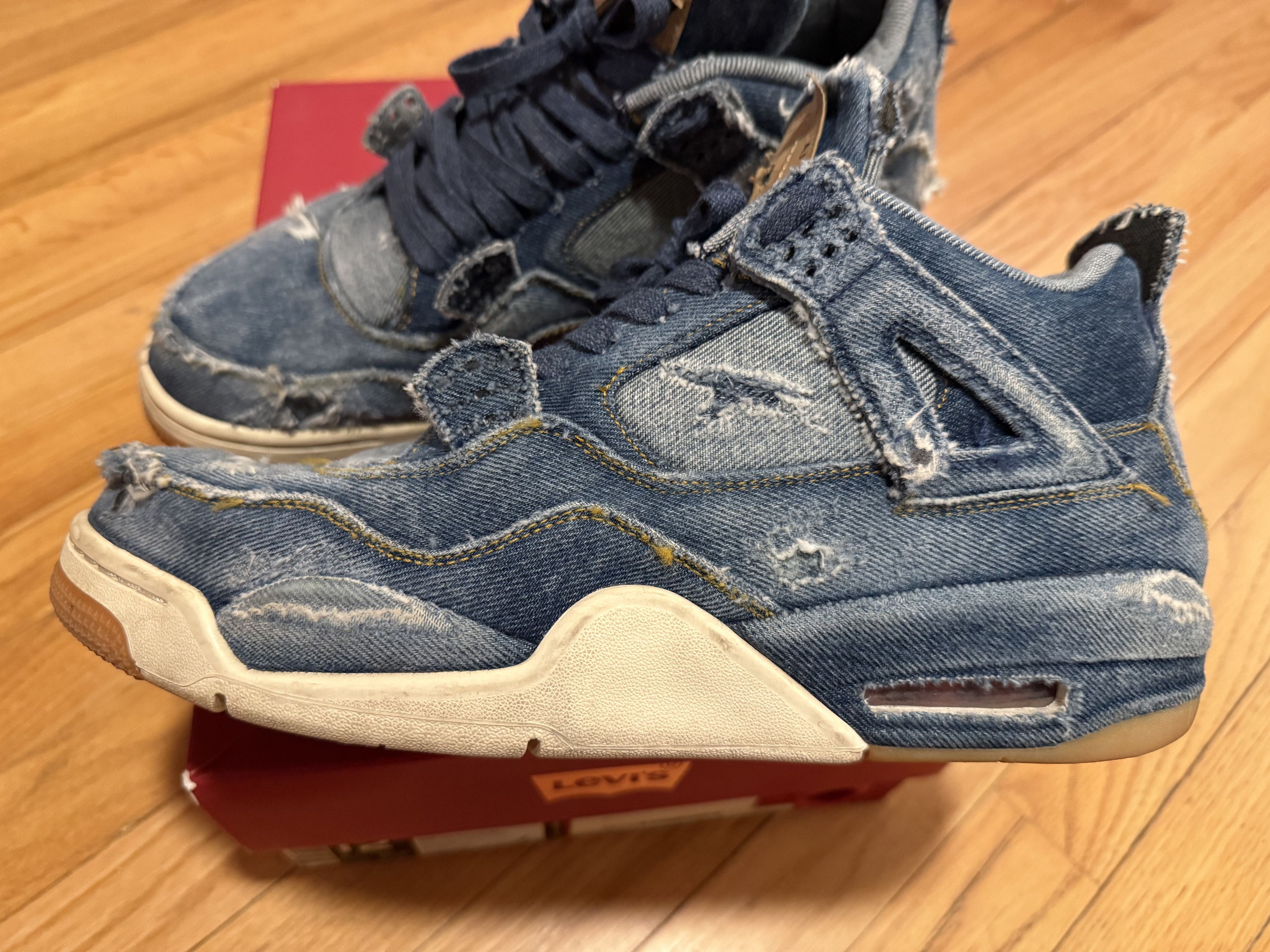 Jordan Brand × Levi's Distressed Custom Air Jordan 4 Retro Levi’s Denim Size 12 Size US 12 / EU 45 - 4 Thumbnail