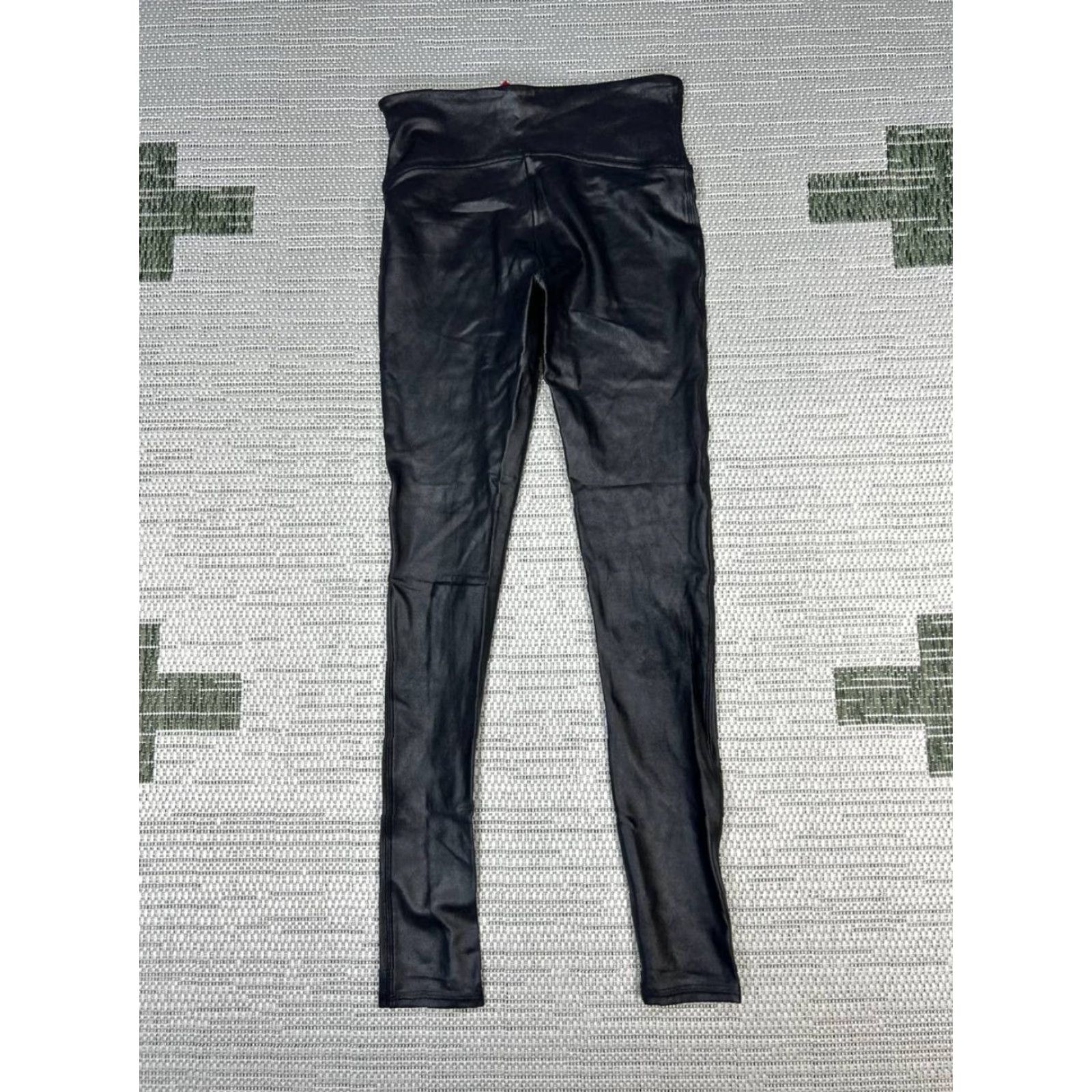 Spanx Spanx Leggings Women S Black Nylon Spandex Stretch Low Rise Athletic Inseam 26 in Bodycon Casual Athleisure Classic Vintage No (adjust if needed) Size 28" / US 6 / IT 42 - 2 Thumbnail