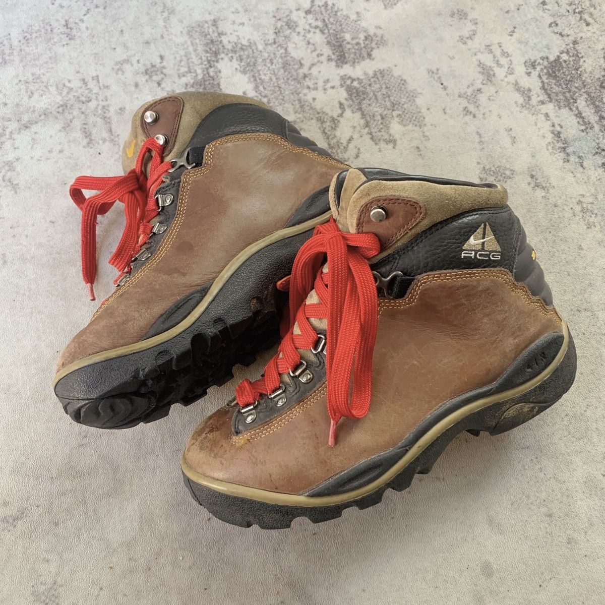 Nike ACG 1990s Nike ACG Zoom Air Chunky Leather Alpine Boots Size US 9 / EU 42 - 4 Thumbnail