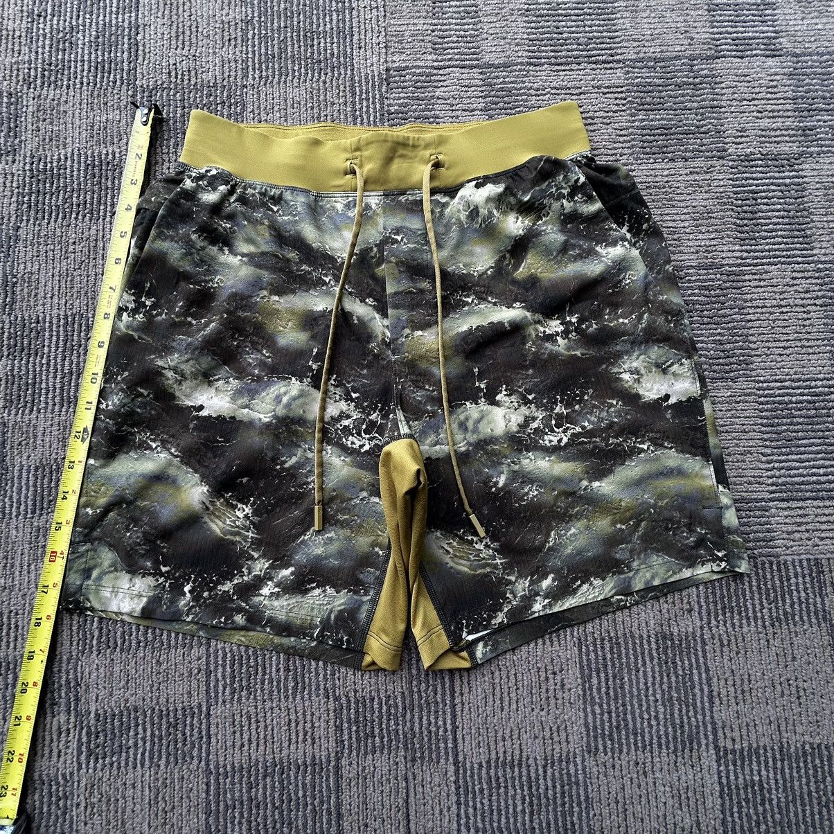 Lululemon Lululemon T.H.E. Linerless 9" Training Shorts Size US 34 / EU 50 - 4 Thumbnail
