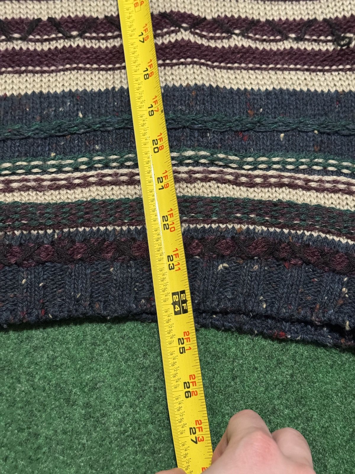 Vintage Vintage Textured 3D Knit Wool Coogi Style 90s Small Sweater Size US S / EU 44-46 / 1 - 5 Thumbnail