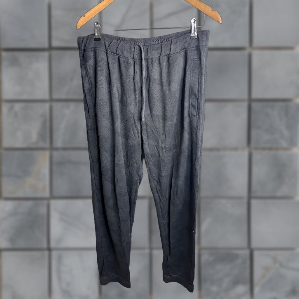 Hugo Boss BOSS Hugo Boss Pants Mens 2XL Gray Geometric Joggers Elastic Waist Pockets Size US 39 - 1 Thumbnail