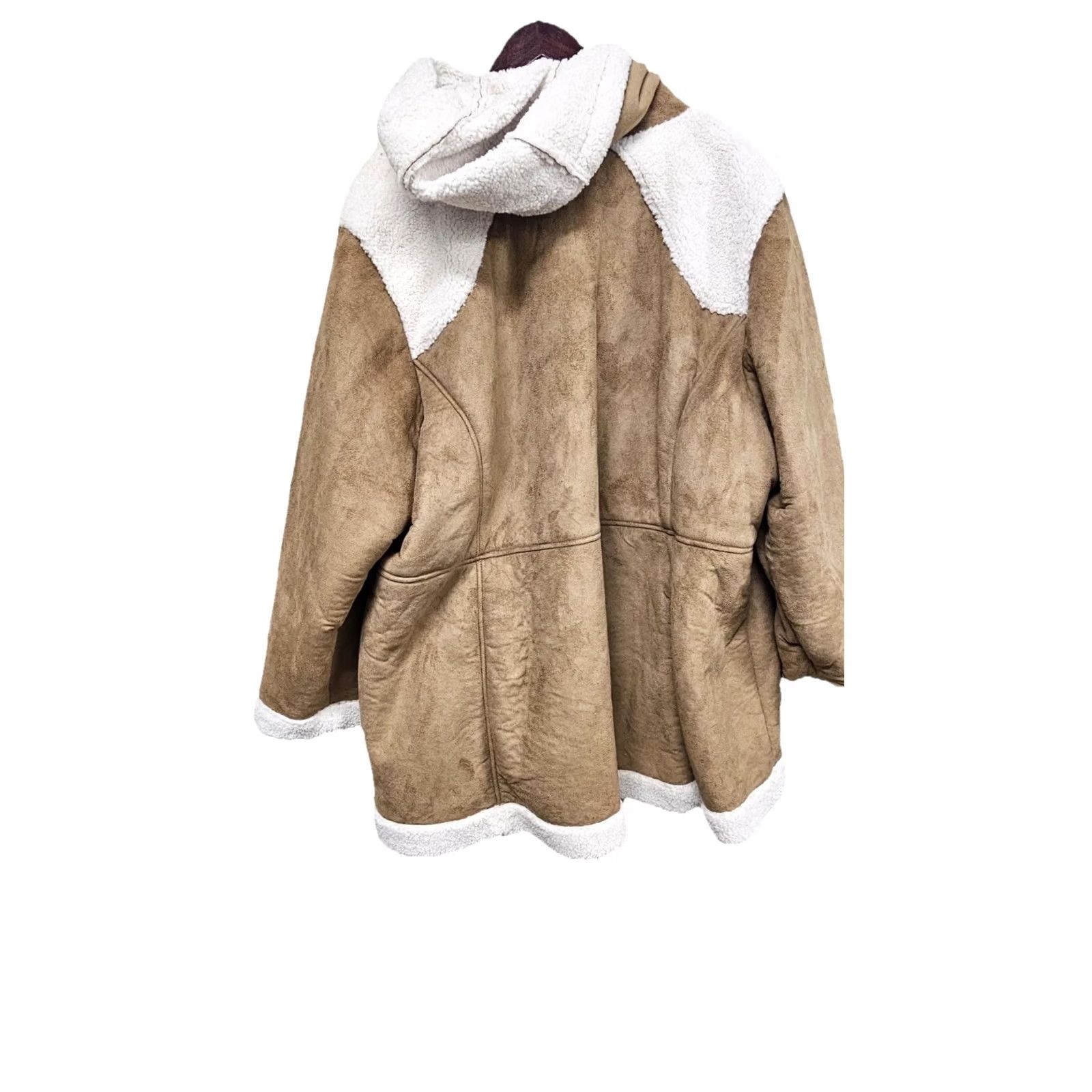 Vintage Koolaburra by UGG Women’s 3X Faux Suede Sherpa Lined Hooded Coat Jacket Zip Brown Tan Jacket Womens 3XL Outdoor Classic Hooded Zip Size XXL / US 16-18 / IT 52-54 - 4 Thumbnail