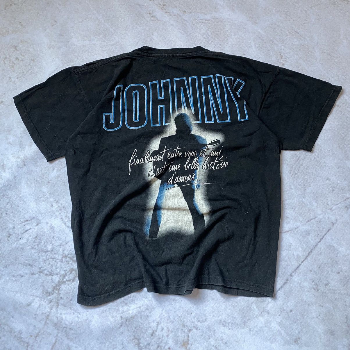 Band Tees × Vintage Johnny Hallyday 2002 French Rock Airstream Trailer Tee Size US M / EU 48-50 / 2 - 4 Thumbnail