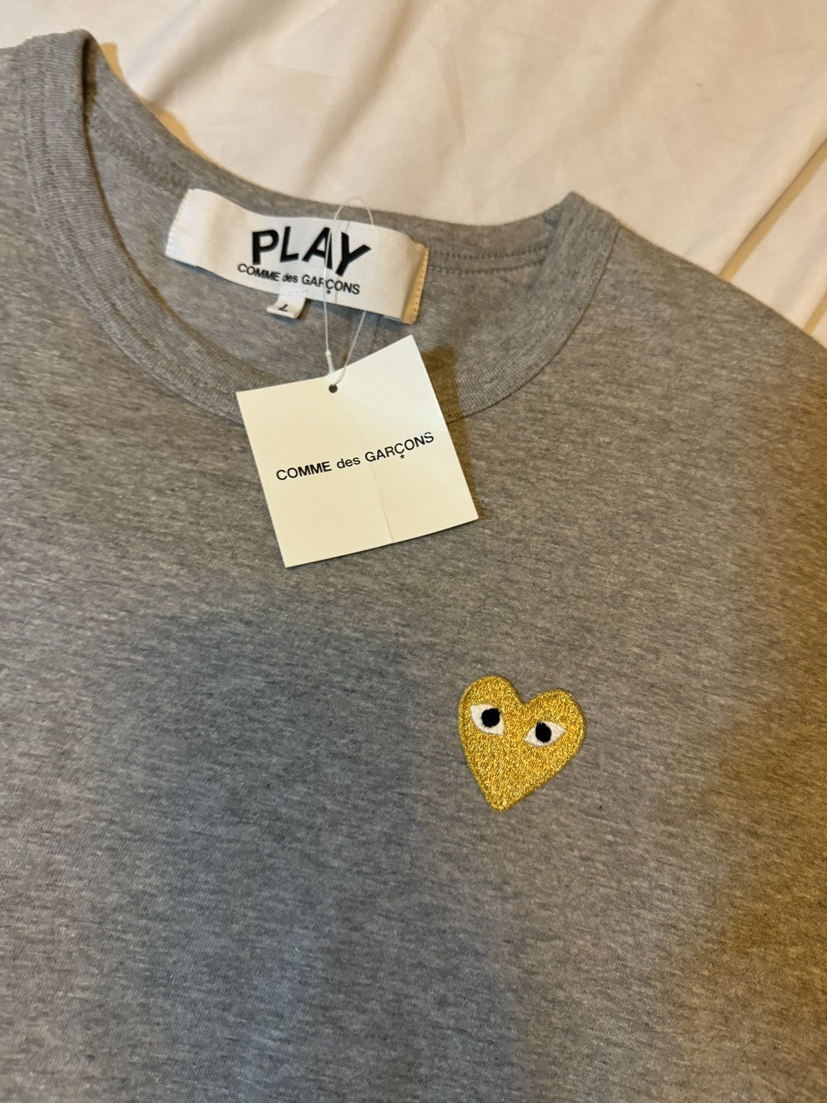 Comme des Garcons NEW WITH TAGS Comme des Garçon Heart T shirt Size US L / EU 52-54 / 3 - 2 Thumbnail