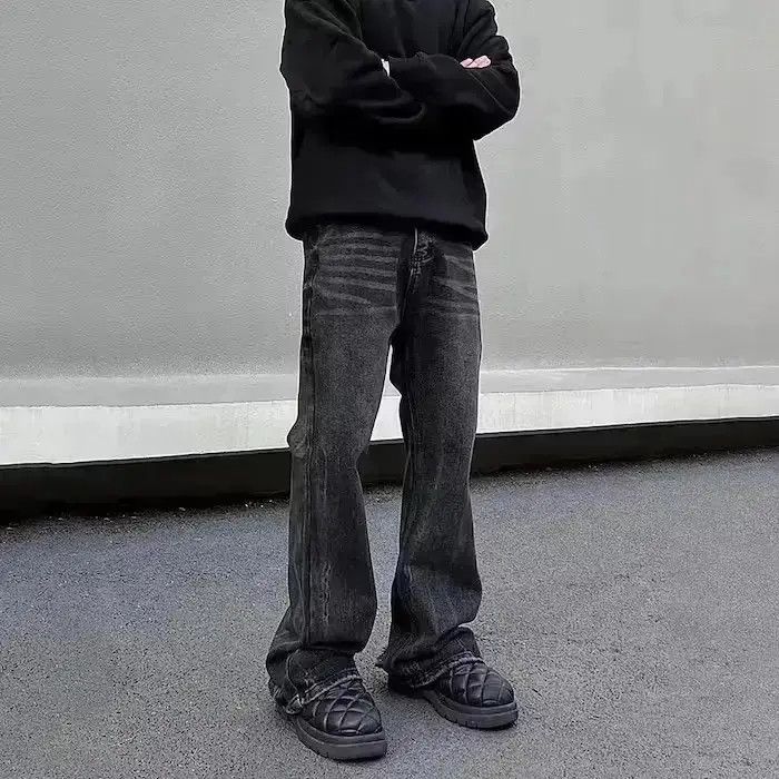 Japanese Brand Loose Straight-leg Flared Black Jeans Size US 32 / EU 48 - 1 Thumbnail
