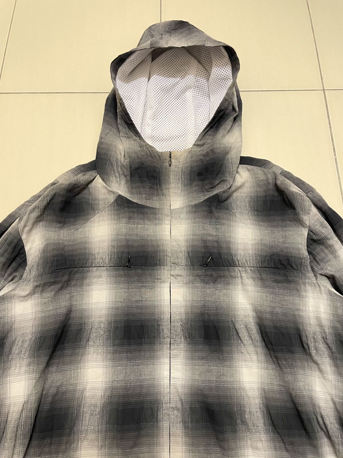 Number (N)ine Vtg 90s Number Nine Blue Bar Ombre Check Hooded Jacket Size US L / EU 52-54 / 3 - 5 Thumbnail