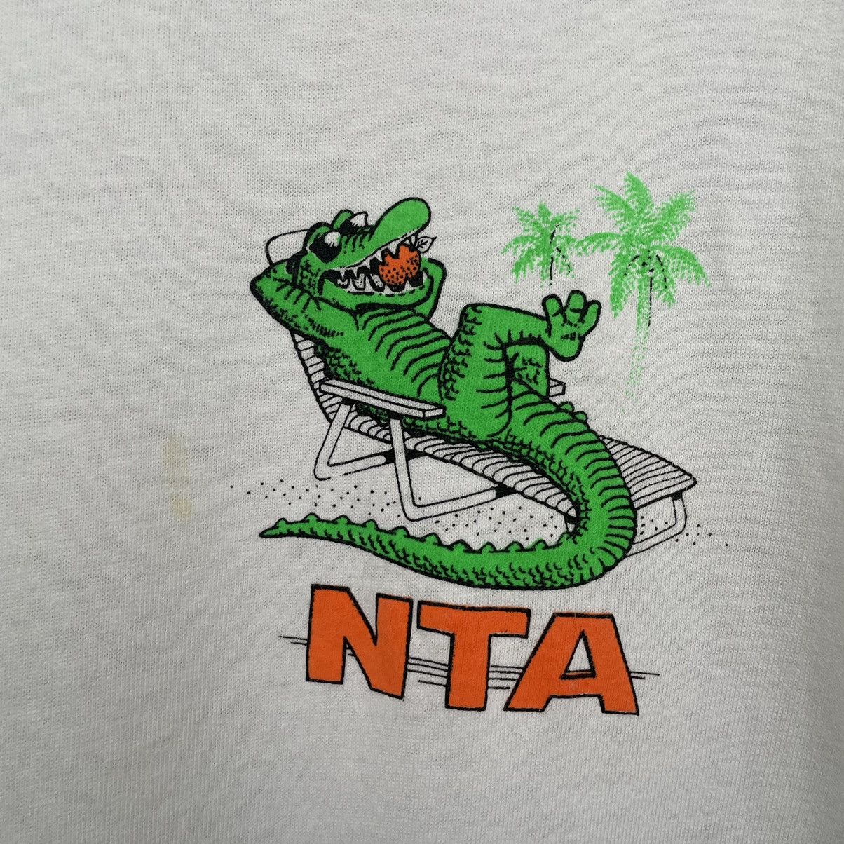 Vintage Vintage 1990s NTA Crocodile T Shirt Size US M / EU 48-50 / 2 - 2 Thumbnail