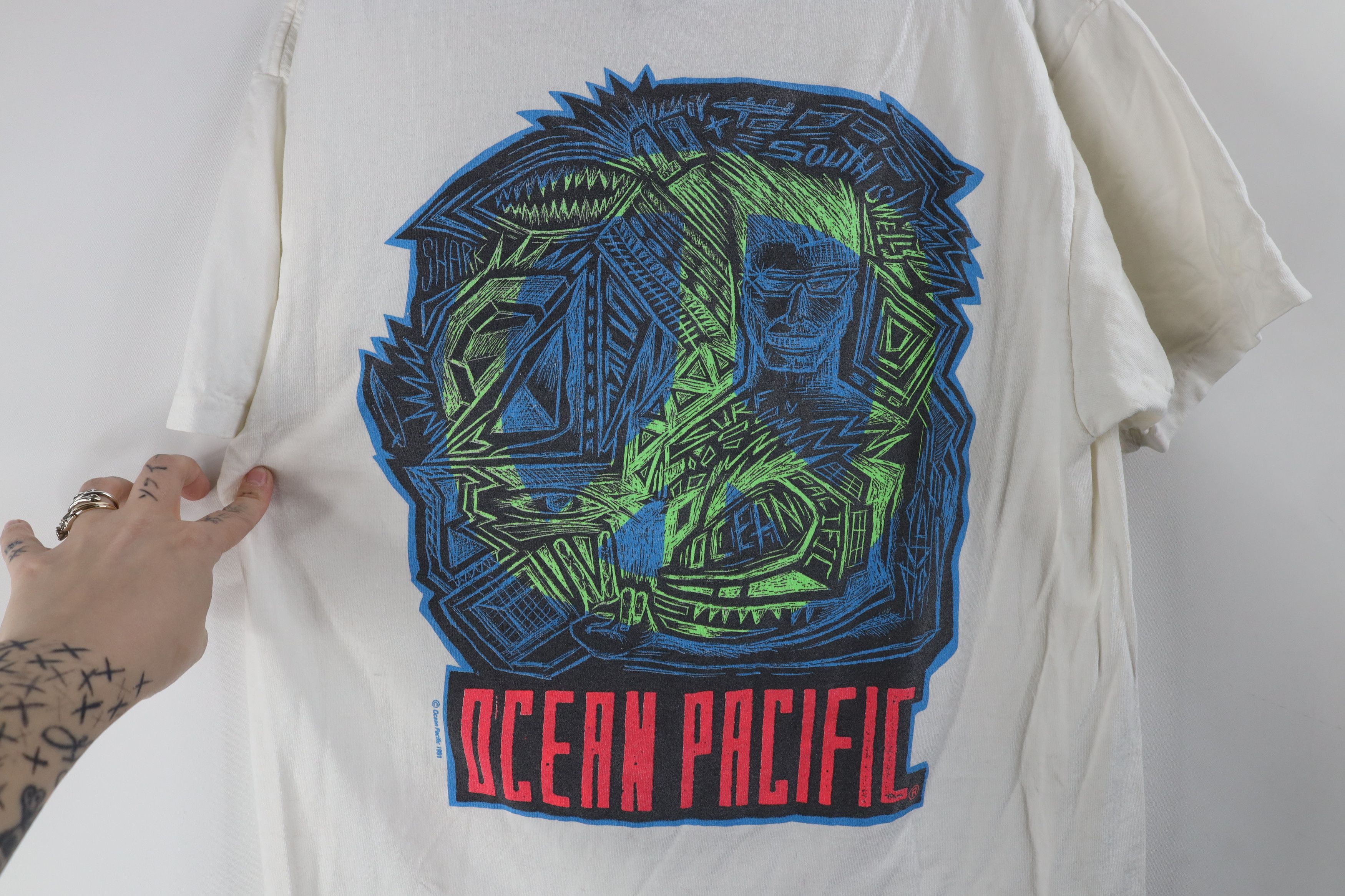 Ocean Pacific × Vintage Vintage 90s Ocean Pacific Spell Out Surfing T-Shirt USA Size US M / EU 48-50 / 2 - 11 Thumbnail