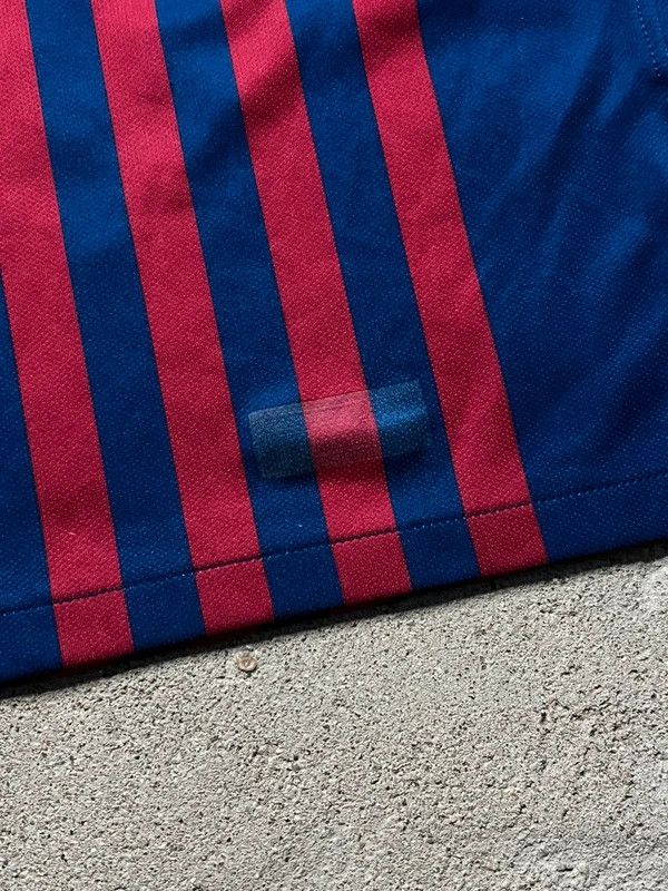 Nike 2018 - 2019 Home Nike FC Barcelona soccer jersey Size US M / EU 48-50 / 2 - 11 Thumbnail