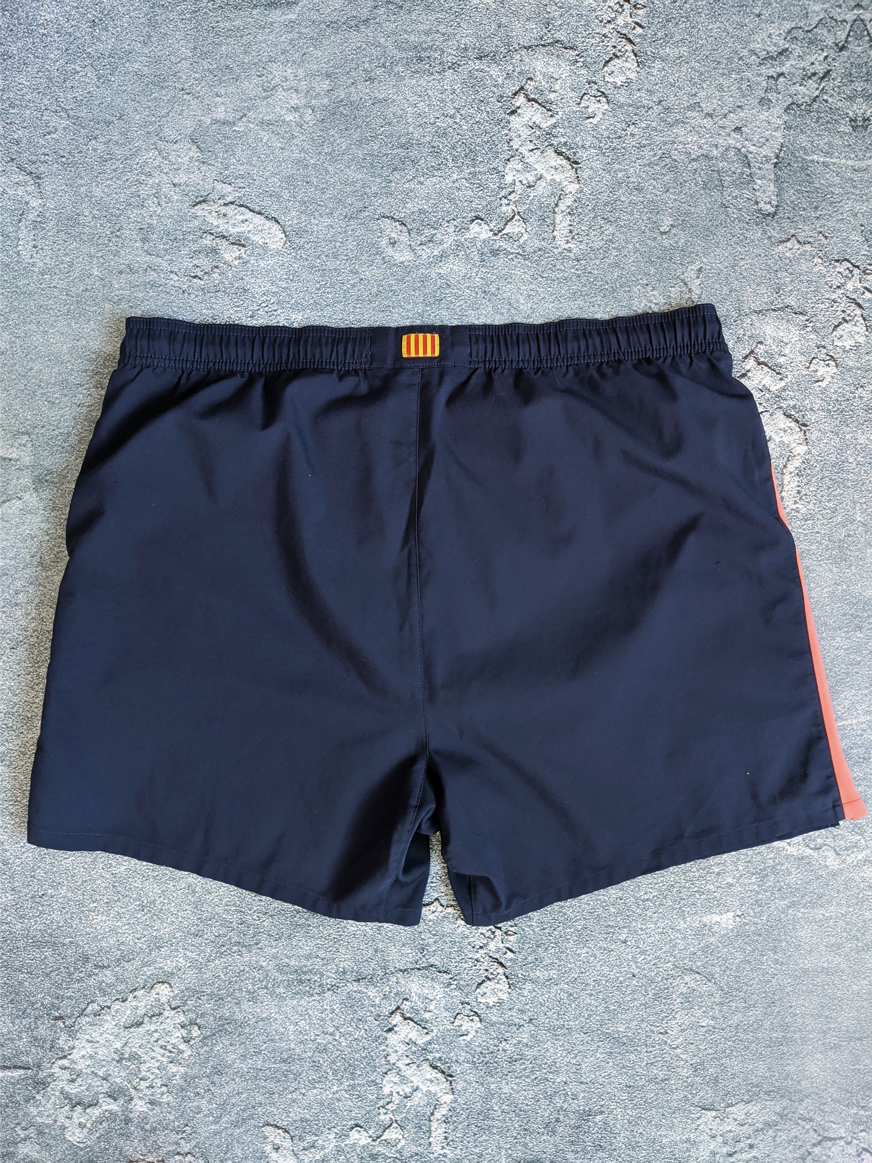 Nike FC Barcelona shorts nike xavi 6 Size US 34 / EU 50 - 4 Thumbnail