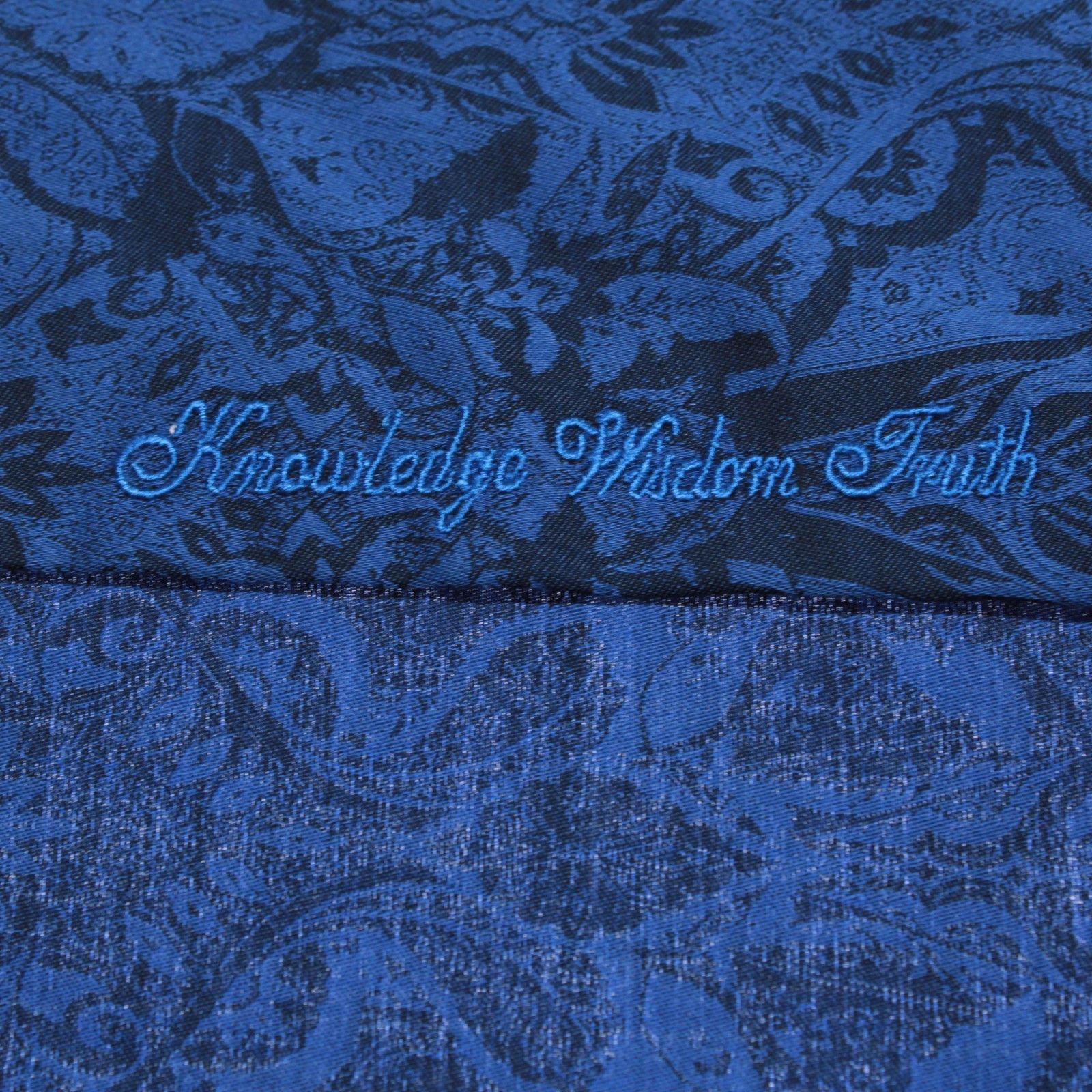 Robert Graham Robert Graham New with tags Shirt Size M US In Blue Size US M / EU 48-50 / 2 - 6 Thumbnail