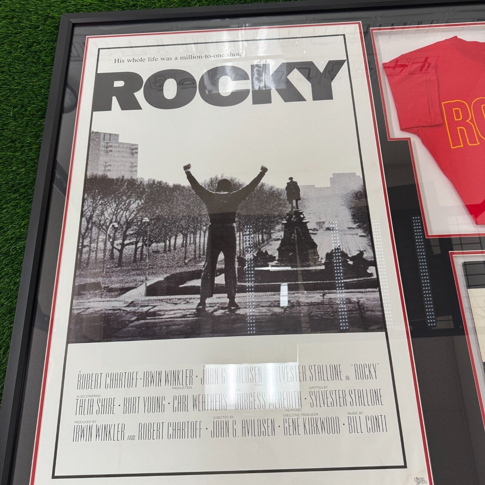 Other 1976 Rocky Movie Memorabilia Framed Shirt Poster Vinyl Album Size US XXL / EU 58 / 5 - 10 Thumbnail