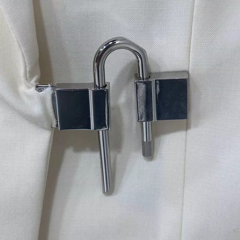 Givenchy Givenchy Size38 Classic lock buckle suit Size US M / EU 48-50 / 2 - 7 Thumbnail