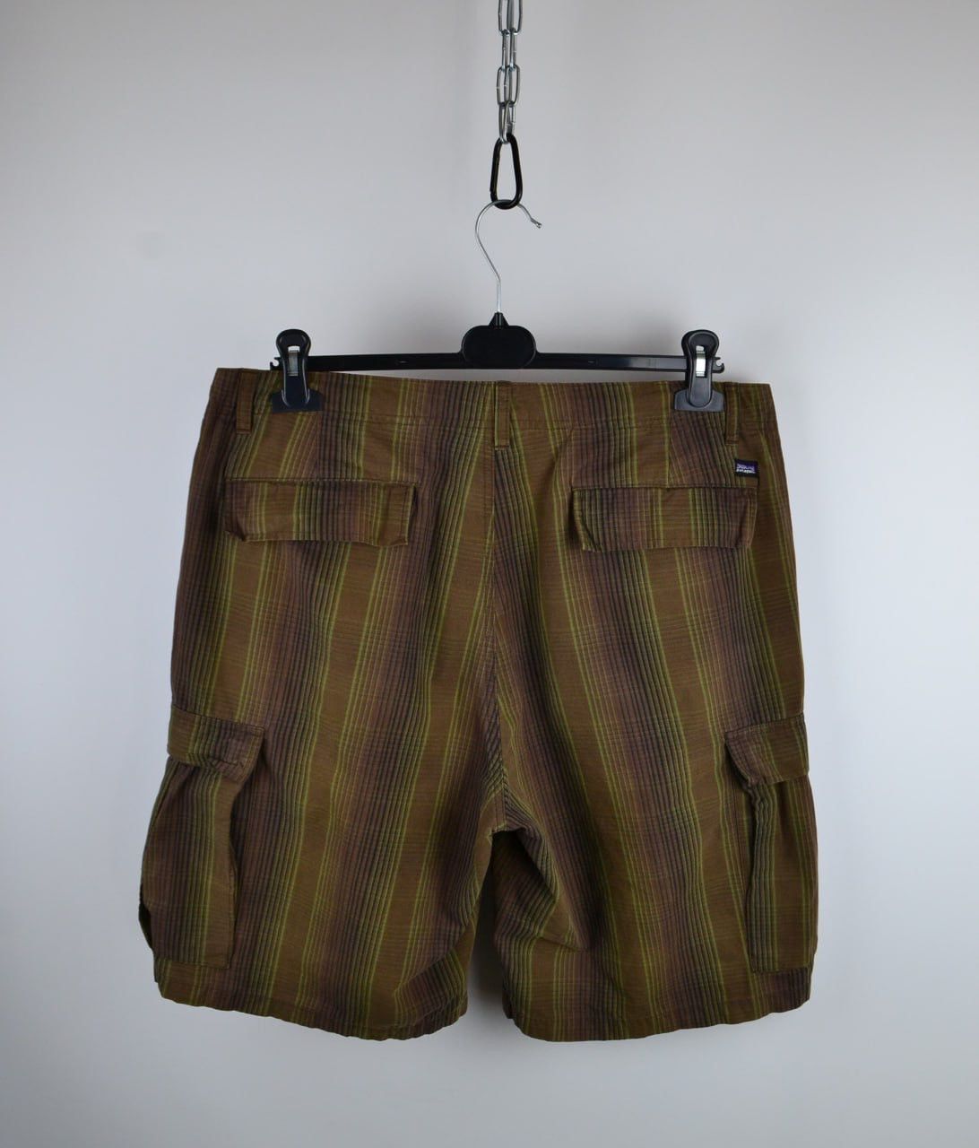 Patagonia Patagonia Shorts Cargo Brown Striped Men size 34 Size US 34 / EU 50 - 9 Thumbnail