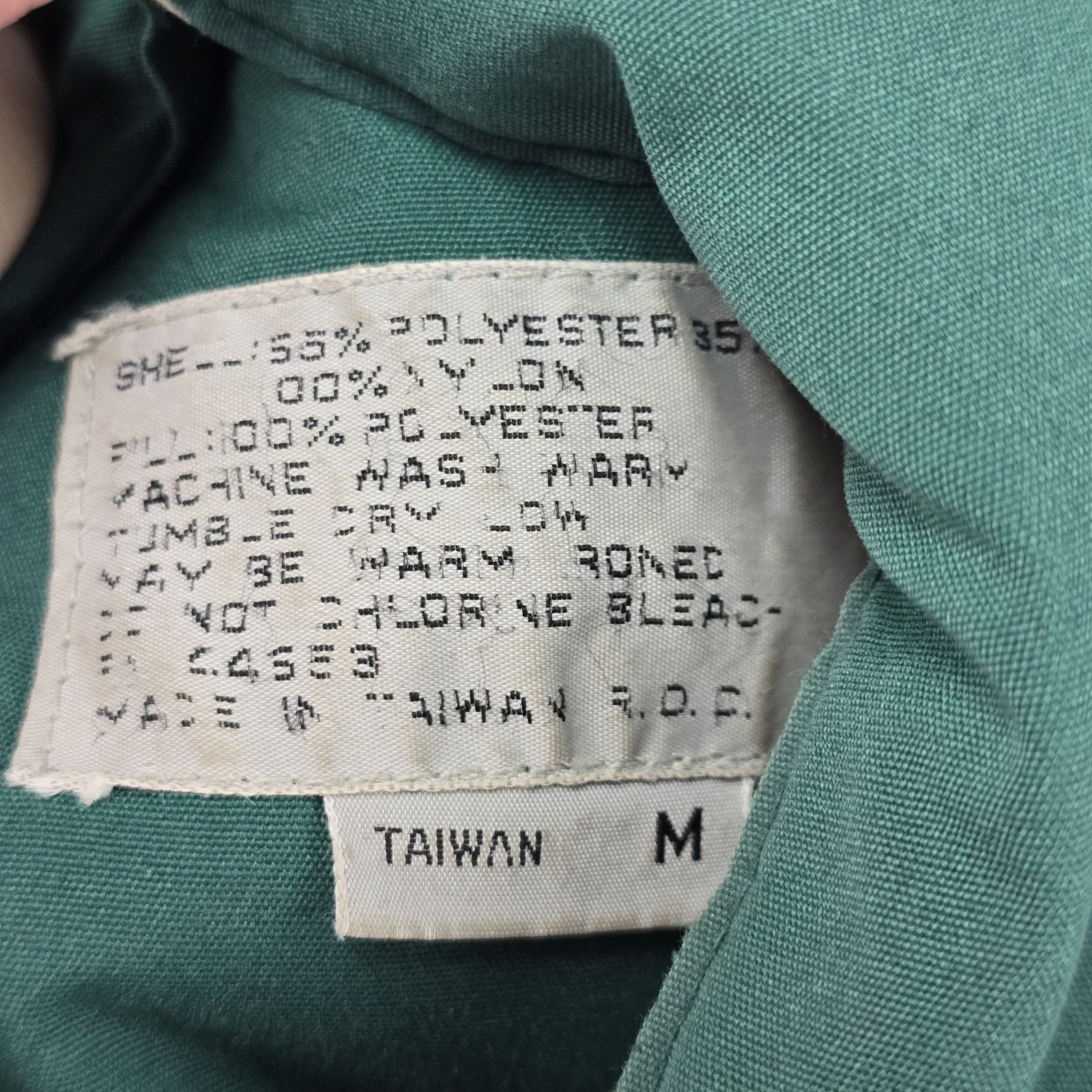 Lacoste Vintage Lacoste Puffer Vest Mens Medium Green 90s Revirsible Size US M / EU 48-50 / 2 - 7 Thumbnail