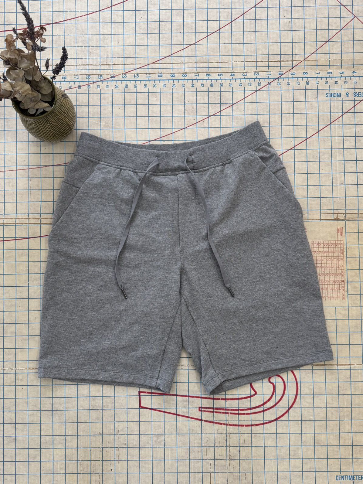 Lululemon Heather Grey Sweat Shorts 9” Inseam Men’s Large