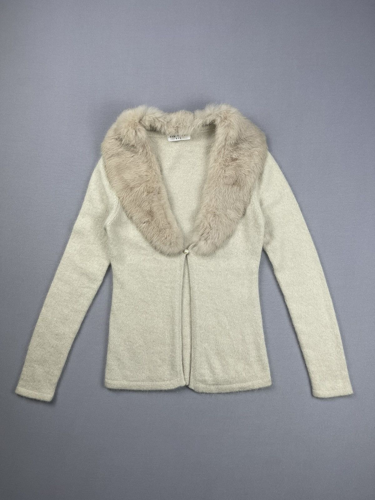 If Six Was Nine KUMIKYOKU SIS FAUX FUR HAIR BLOUSES Size XS / US 0-2 / IT 36-38 - 1 Thumbnail