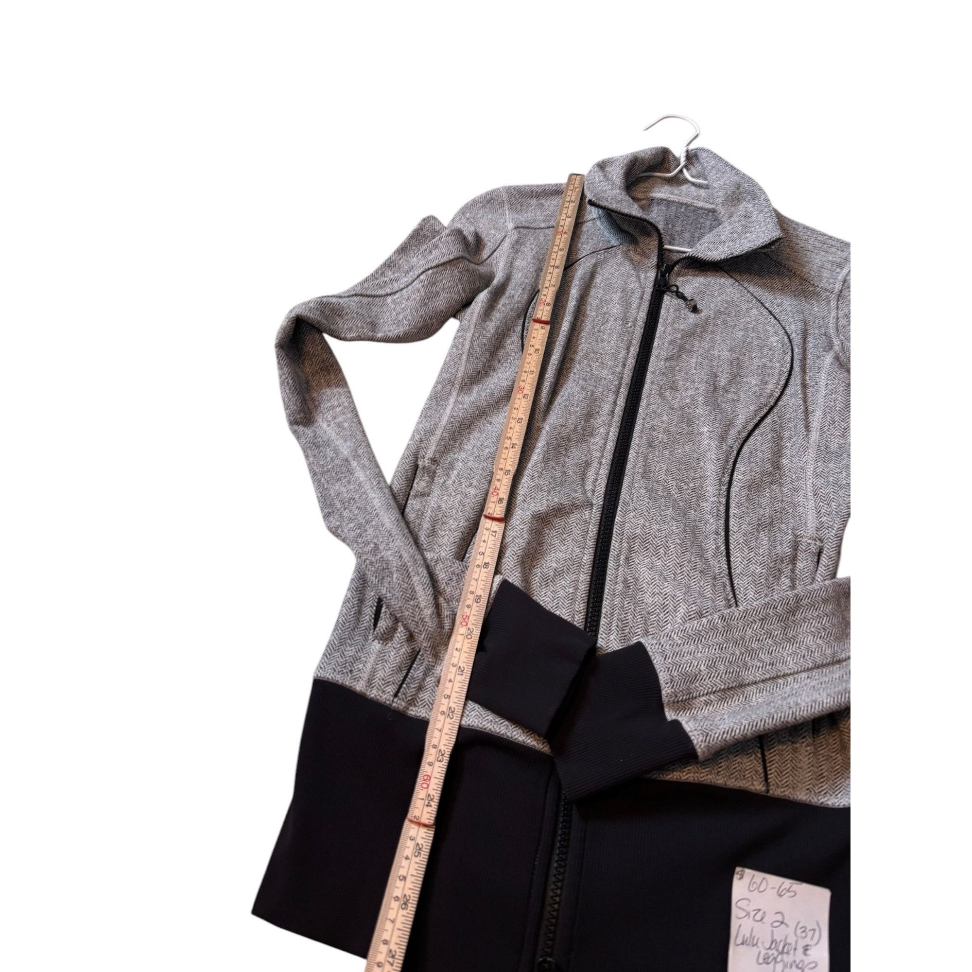 Lululemon Lululemon Womens Gray Black Herringbone Full-Zip Jacket sz 2 Size S / US 4 / IT 40 - 4 Thumbnail