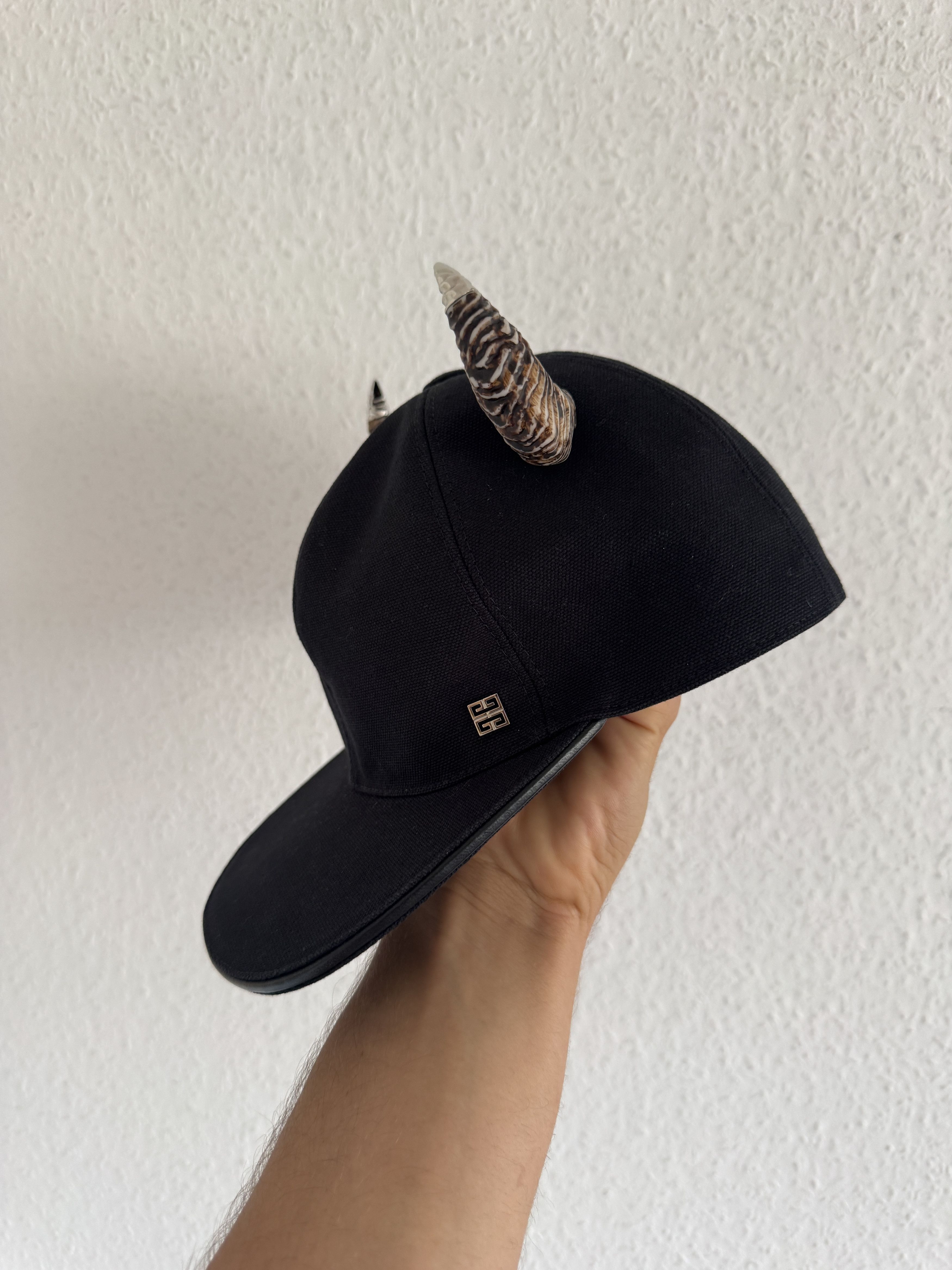 Givenchy Horn-detailed cap with 4G plaque Size ONE SIZE - 3 Thumbnail