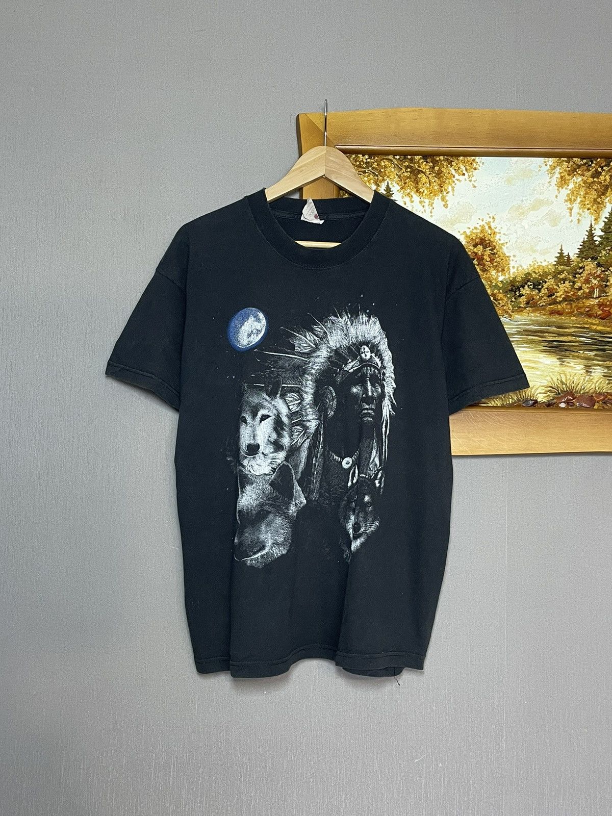 Vintage Vintage Faded Native American Wolf Tribal AOP T-shirt Size US L / EU 52-54 / 3 - 1 Thumbnail