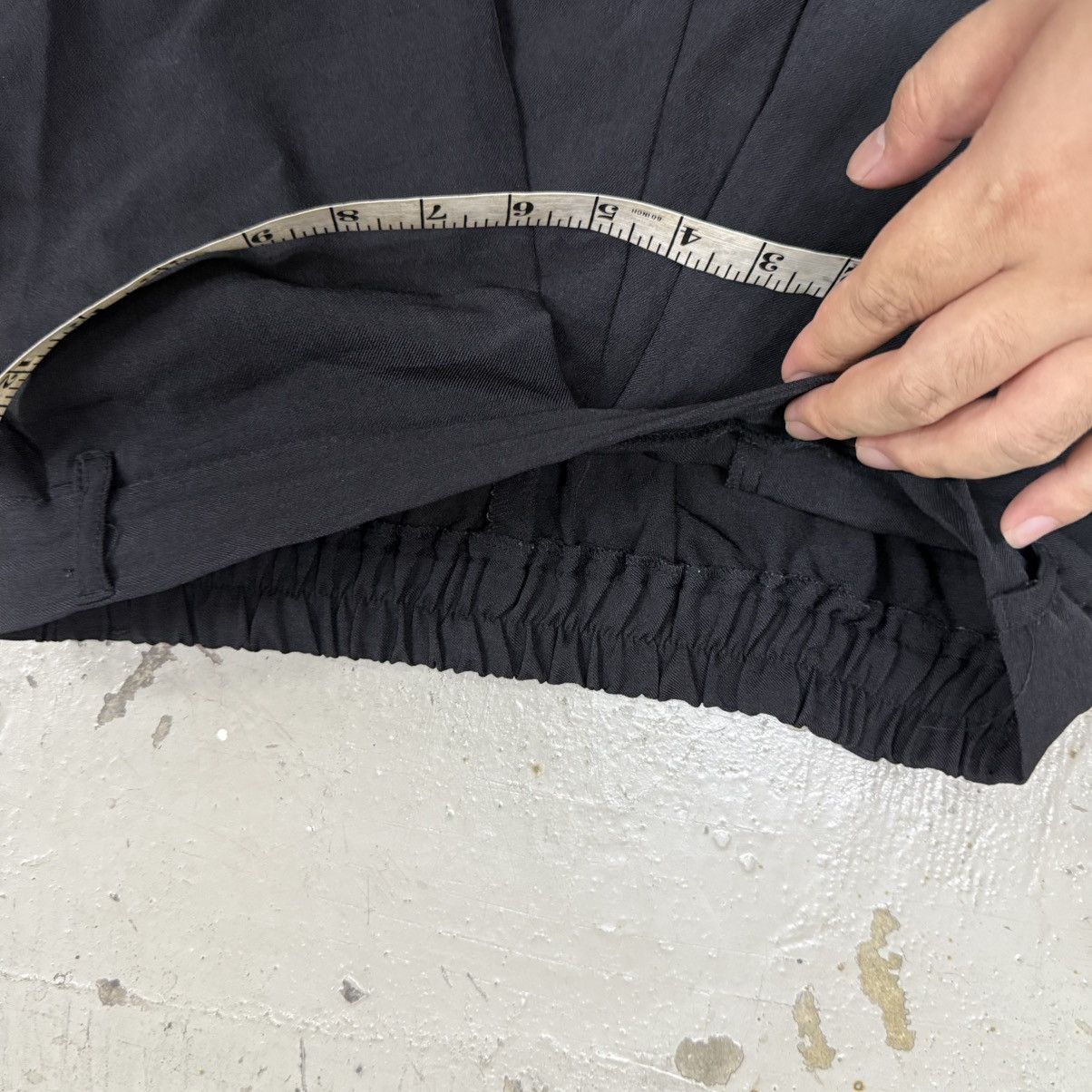 Japanese Brand Japanese Brand Loewe Style Pleated Wide Pants Yohji Yamamoto Size US 28 / EU 44 - 5 Thumbnail