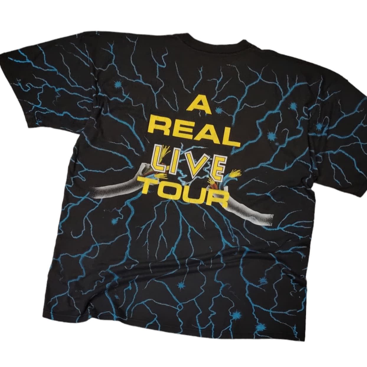 Band Tees × Vintage Vintage Iron Maiden A real live tour 1993 AOP t shirt Size US XL / EU 56 / 4 - 2 Thumbnail