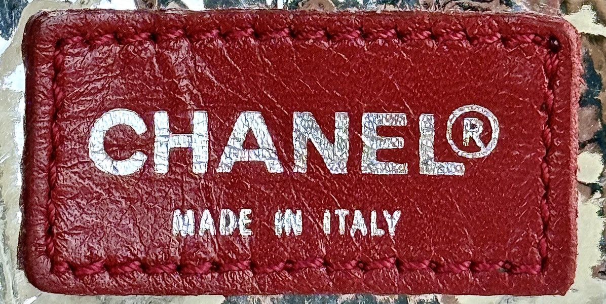 Chanel Chanel - 2002 - CC - No.5 - East - West - Chain Flap Size ONE SIZE - 19 Thumbnail