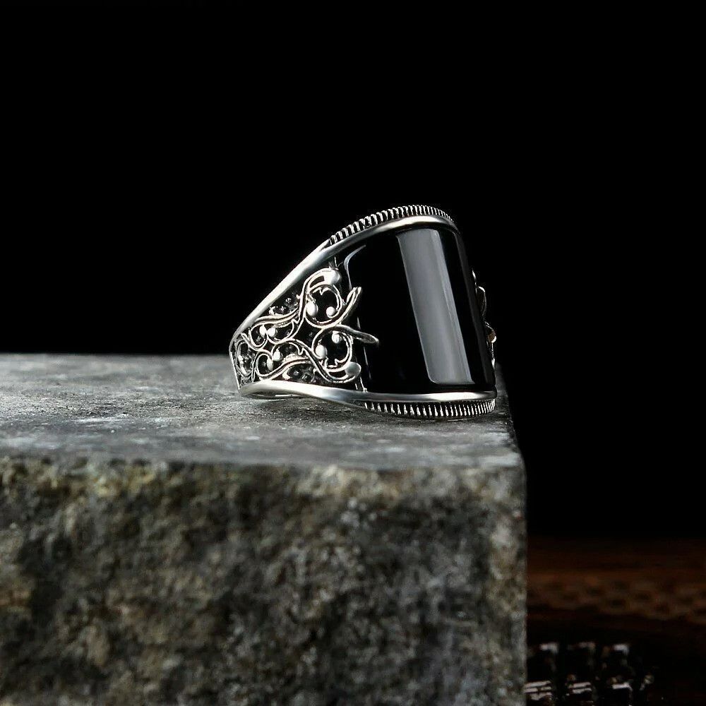 Vintage Retro Curved Black Resin Ring Size ONE SIZE - 4 Thumbnail