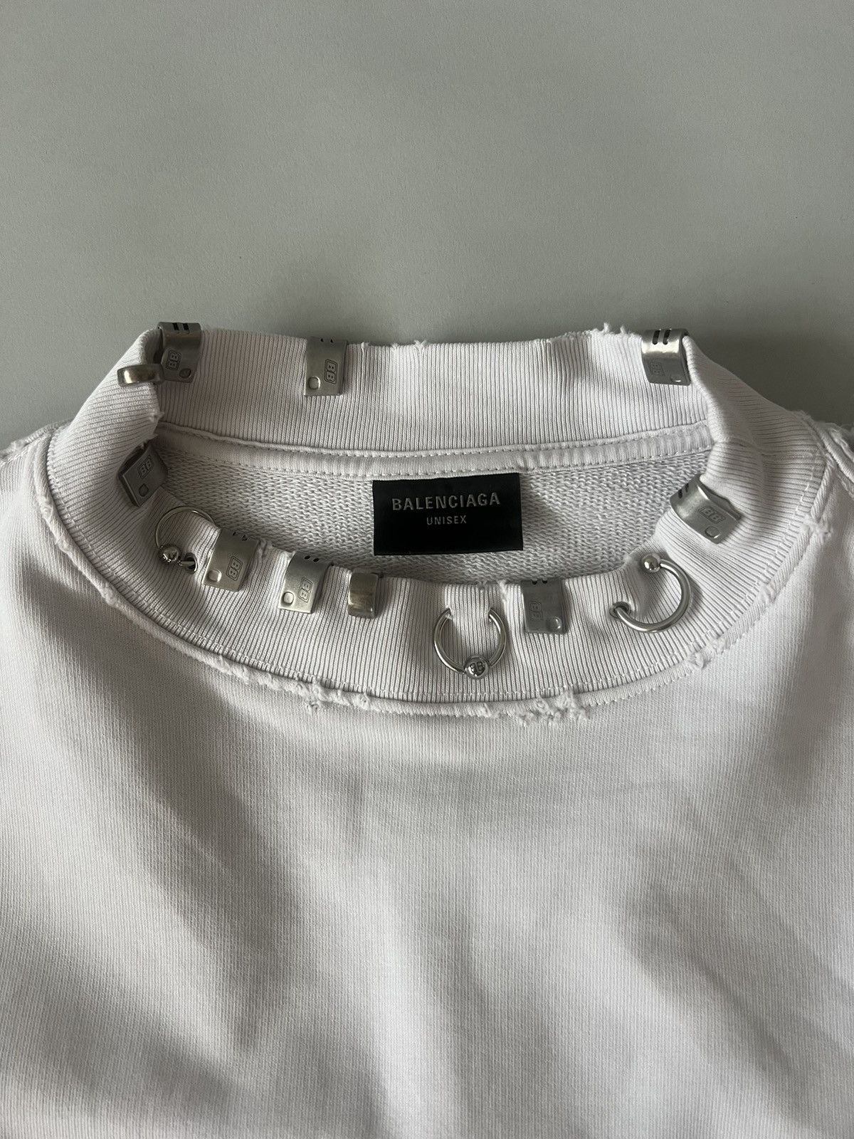 Balenciaga Balenciaga Pierced Sweatshirt Size US S / EU 44-46 / 1 - 8 Thumbnail