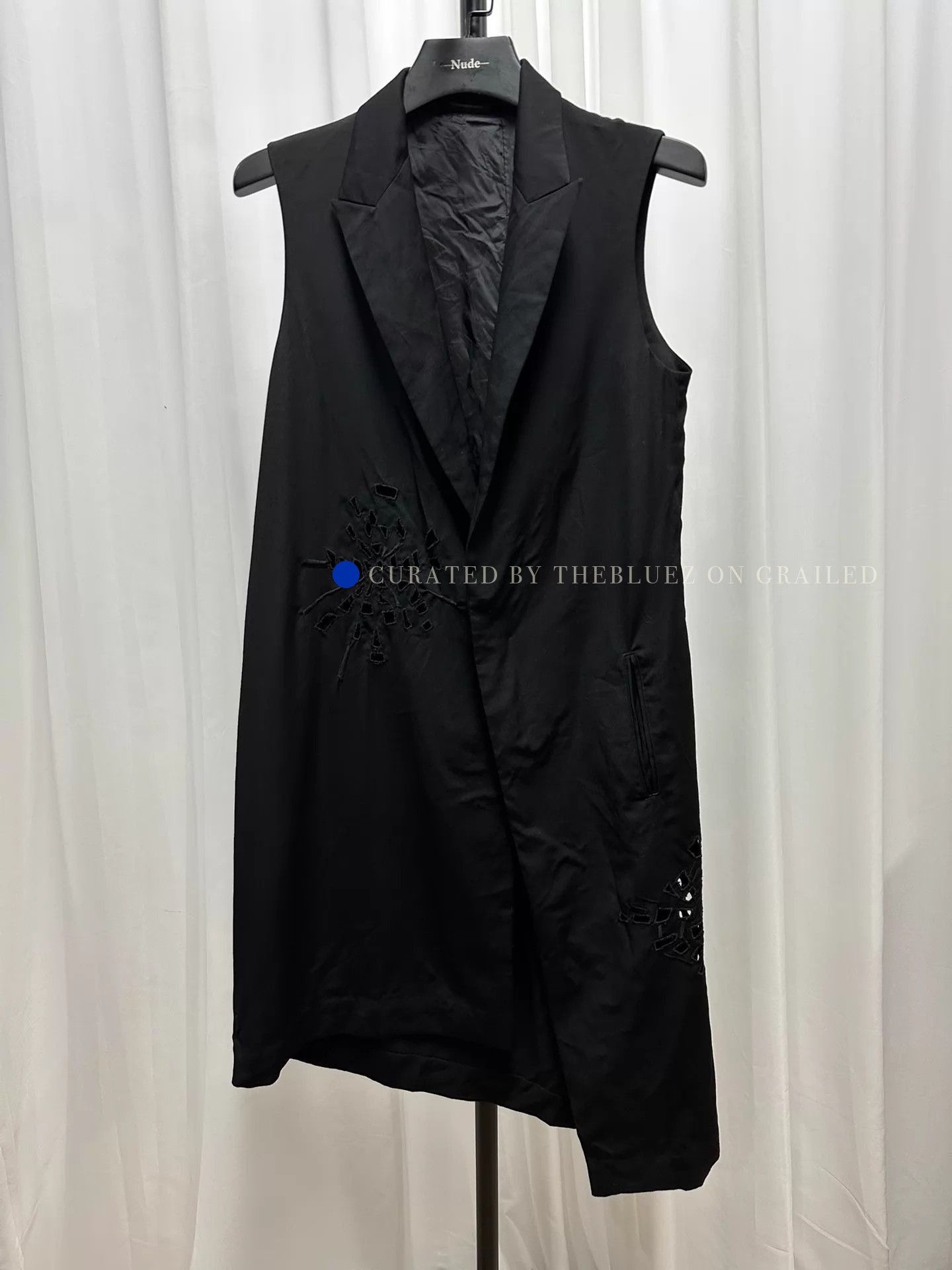 Yohji Yamamoto Cutout Long Vest in Black Size US S / EU 44-46 / 1 - 1 Thumbnail