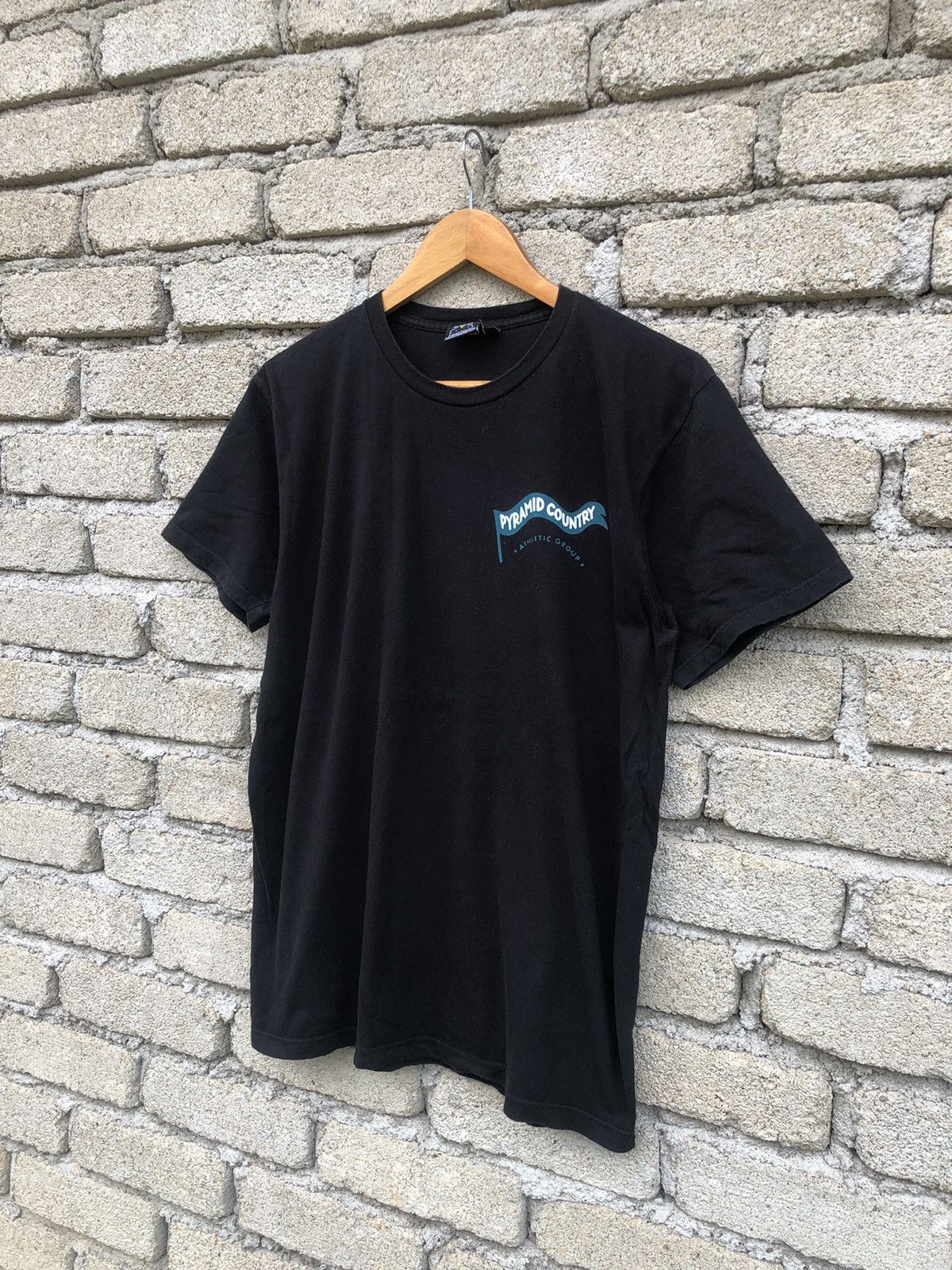 Blind Skateboards Vintage Y2K Pyramid Country Skateboard Backhit Tshirt Size US M / EU 48-50 / 2 - 8 Thumbnail