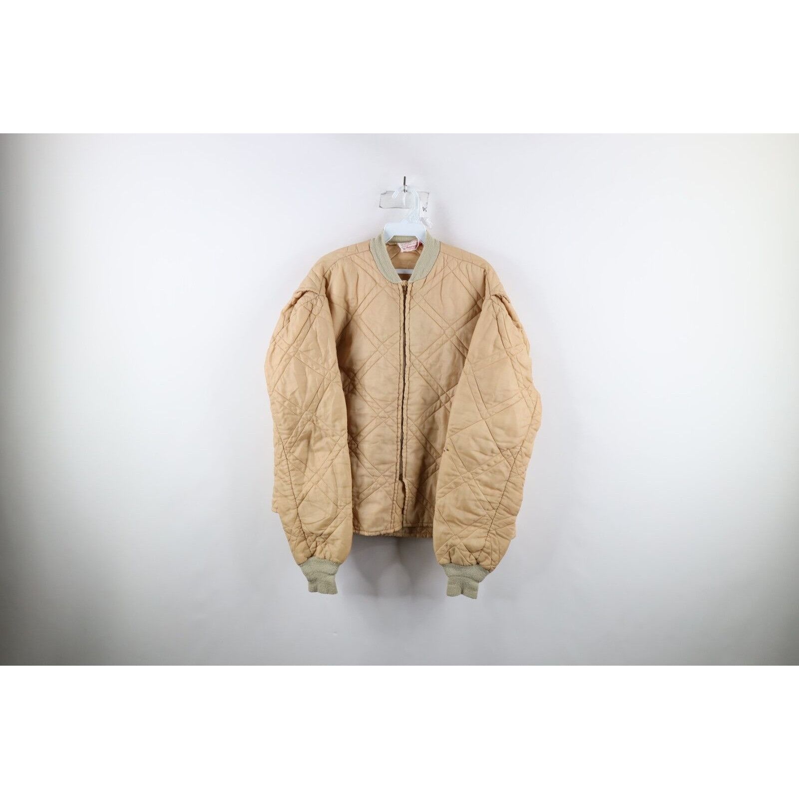 image of Vintage 50S 60S Distressed Blank Quilted Puffer Work Jacket in Beige, Men's (Size XL)