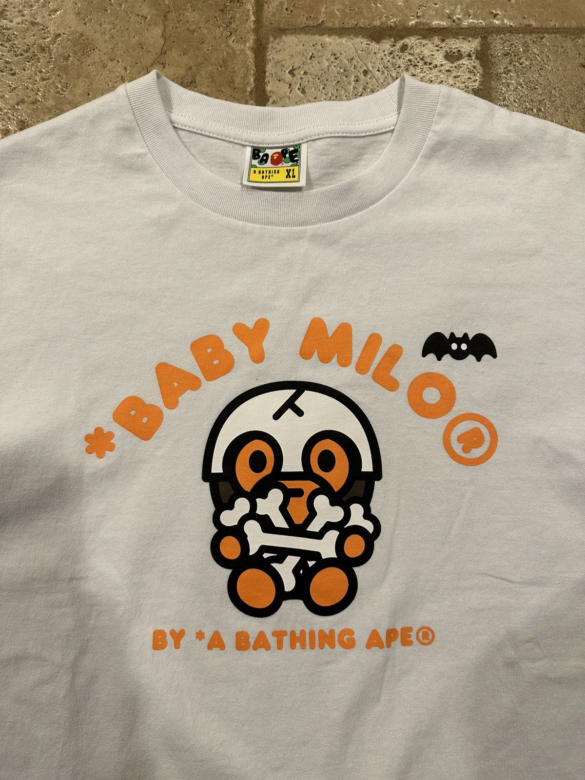 Bape Bape Baby Milo Halloween Bones / Bats White T-Shirt Size US XL / EU 56 / 4 - 5 Thumbnail