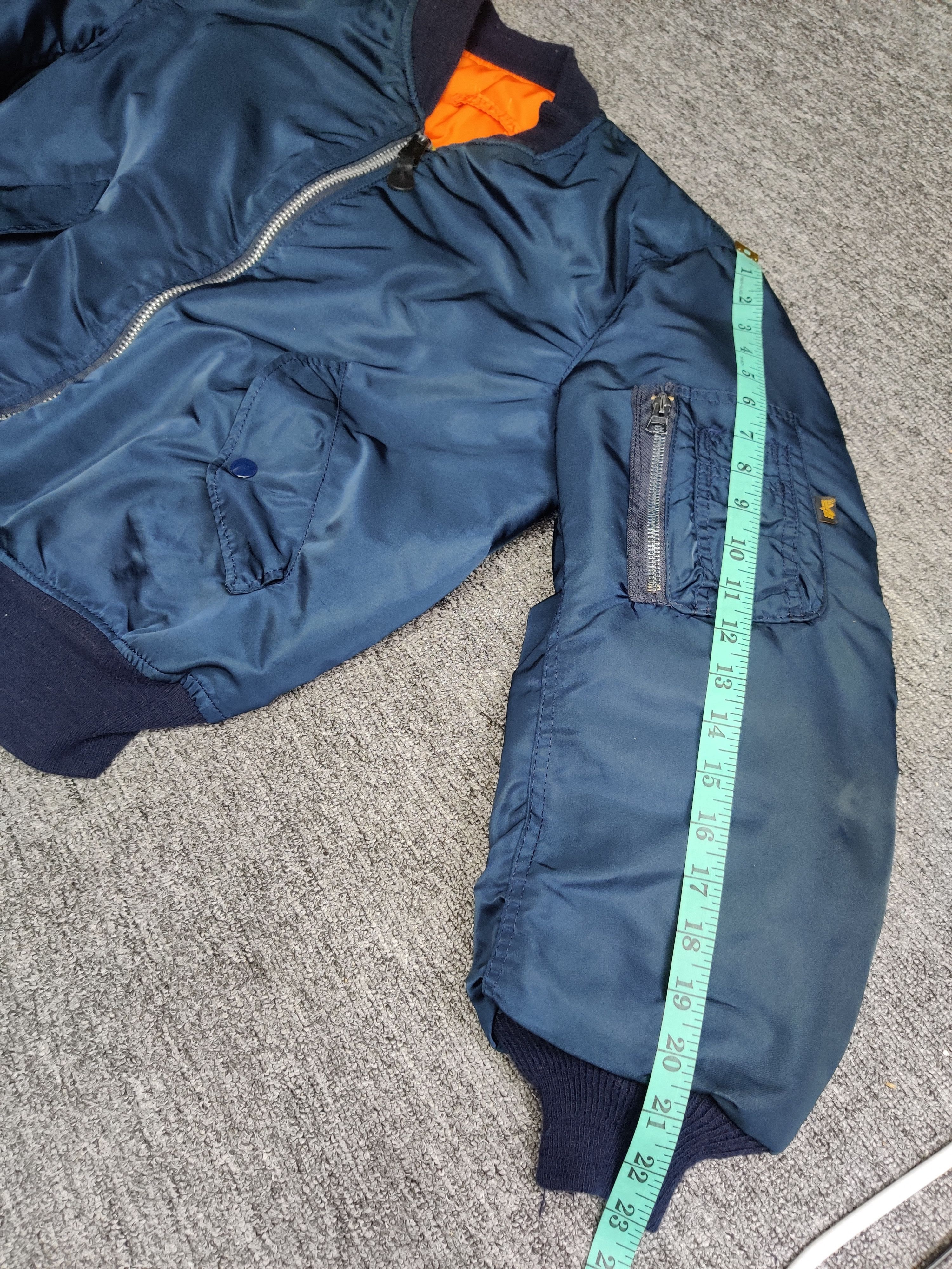 Alpha Industries Vintage Alpha Industries MA-1 Flight Bomber Jacket Size US M / EU 48-50 / 2 - 15 Thumbnail
