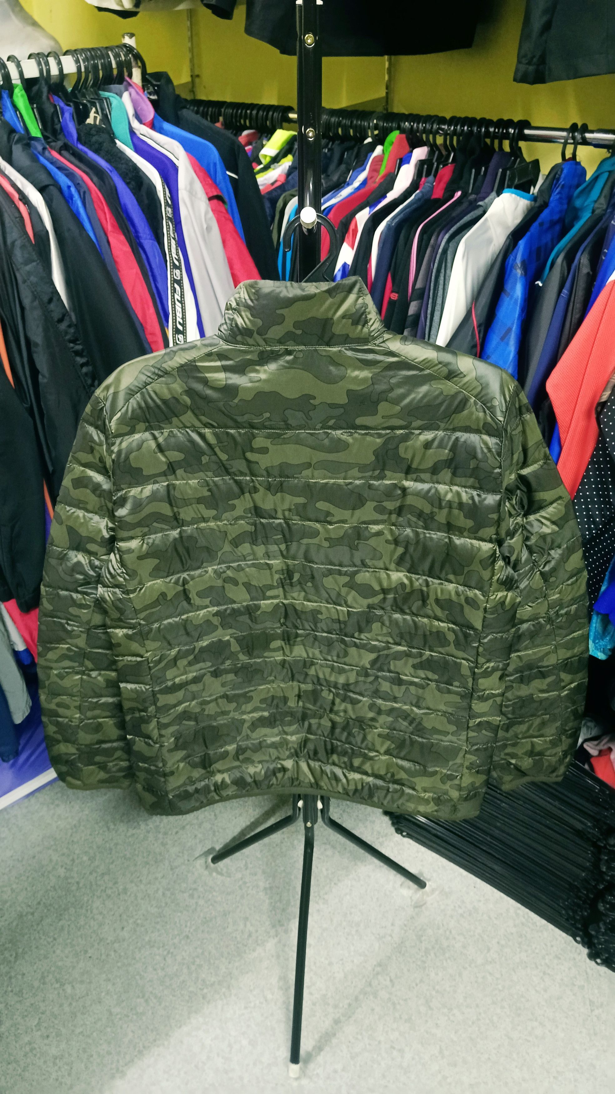 Uniqlo Uniqlo Camouflage Light Down Jacket Size US M / EU 48-50 / 2 - 2 Thumbnail