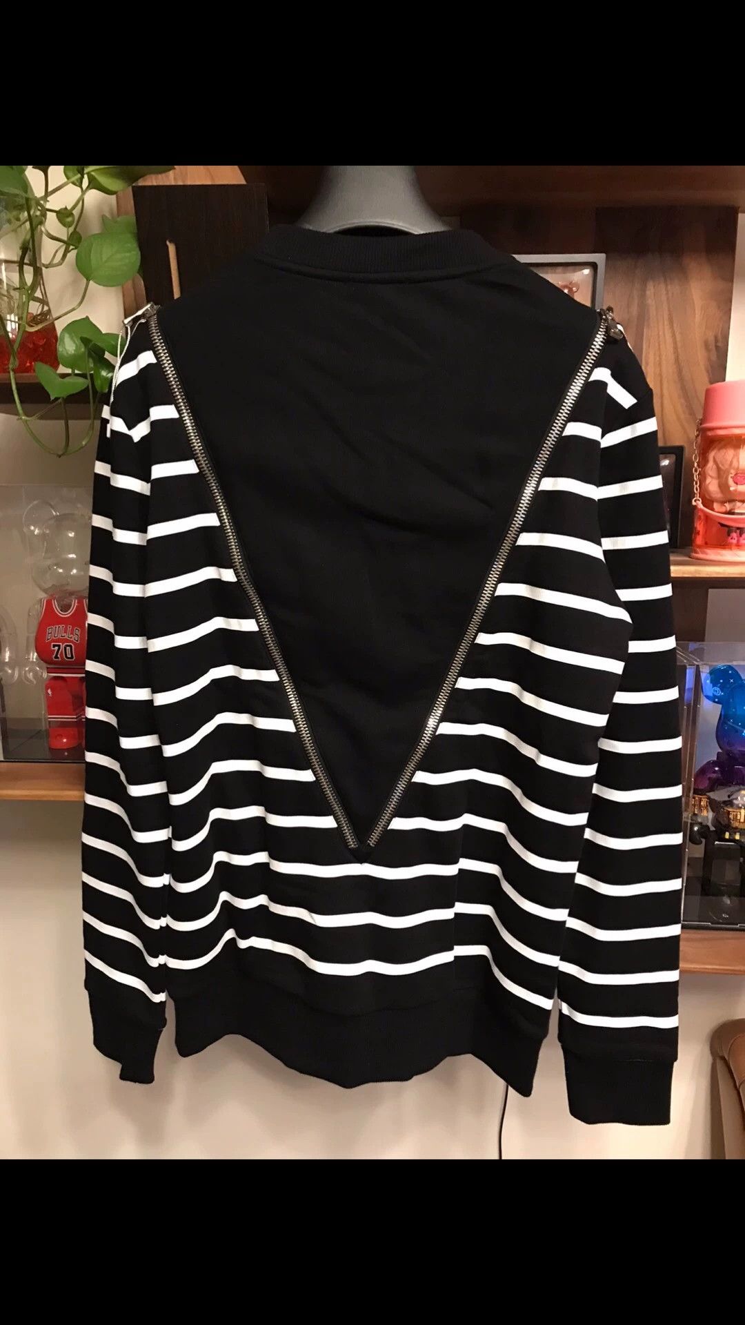 Balmain Balmain 4 Zip F/B Black White Stripe XL Sweatshirt Size US XL / EU 56 / 4 - 2 Thumbnail