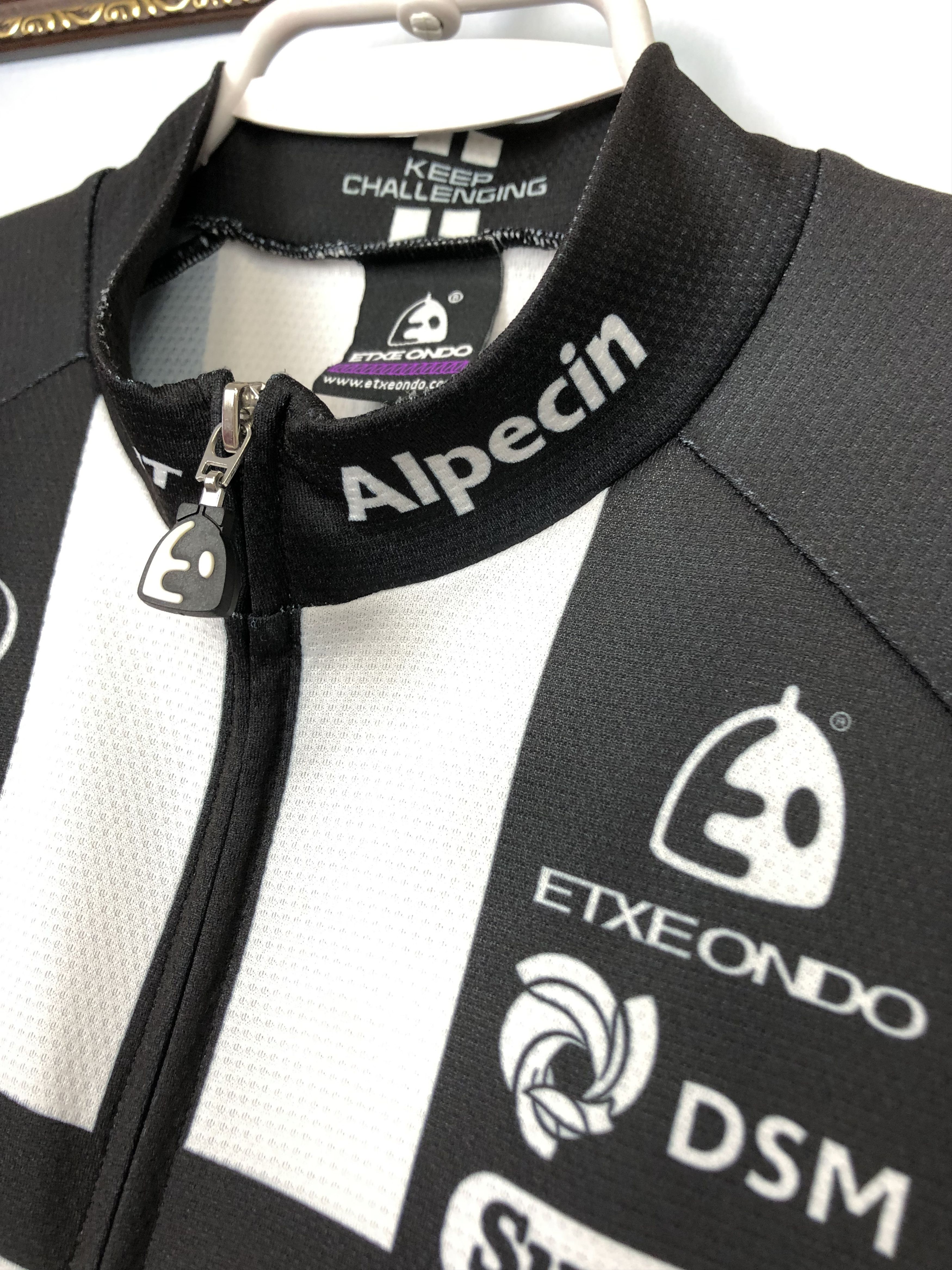 Giant Team Giant Alpecin Etxeondo Cycling Shirt Jersey Cycling Size US XL / EU 56 / 4 - 4 Thumbnail