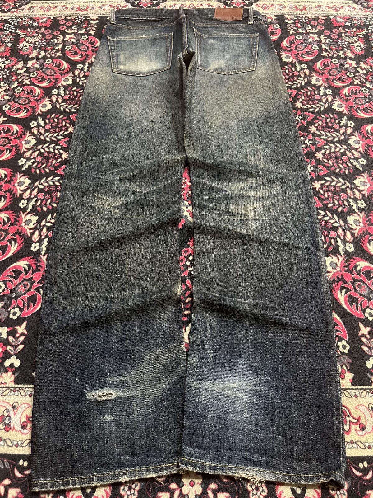 Undercover × Uniqlo Vintage Japanese Uniqlo Dark Blue Faded Washed Whisker Jeans Size US 32 / EU 48 - 2 Thumbnail