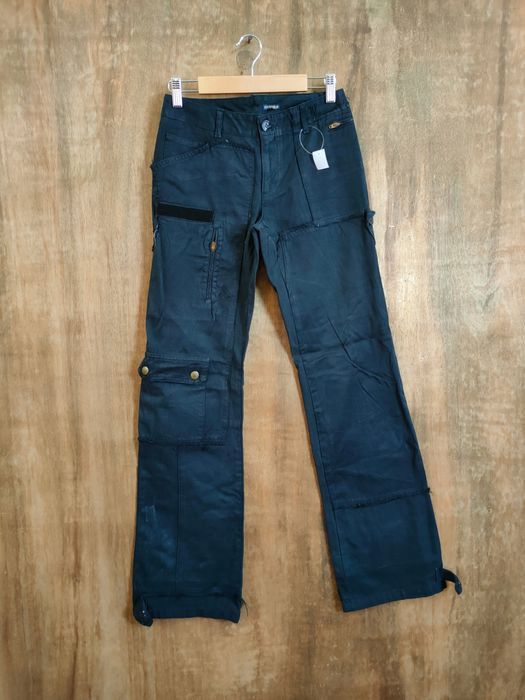 image of Seditionaries Masculo Japan Patch Distressed Cargo Pants 46-364Dll in Black, Men's (Size 26)