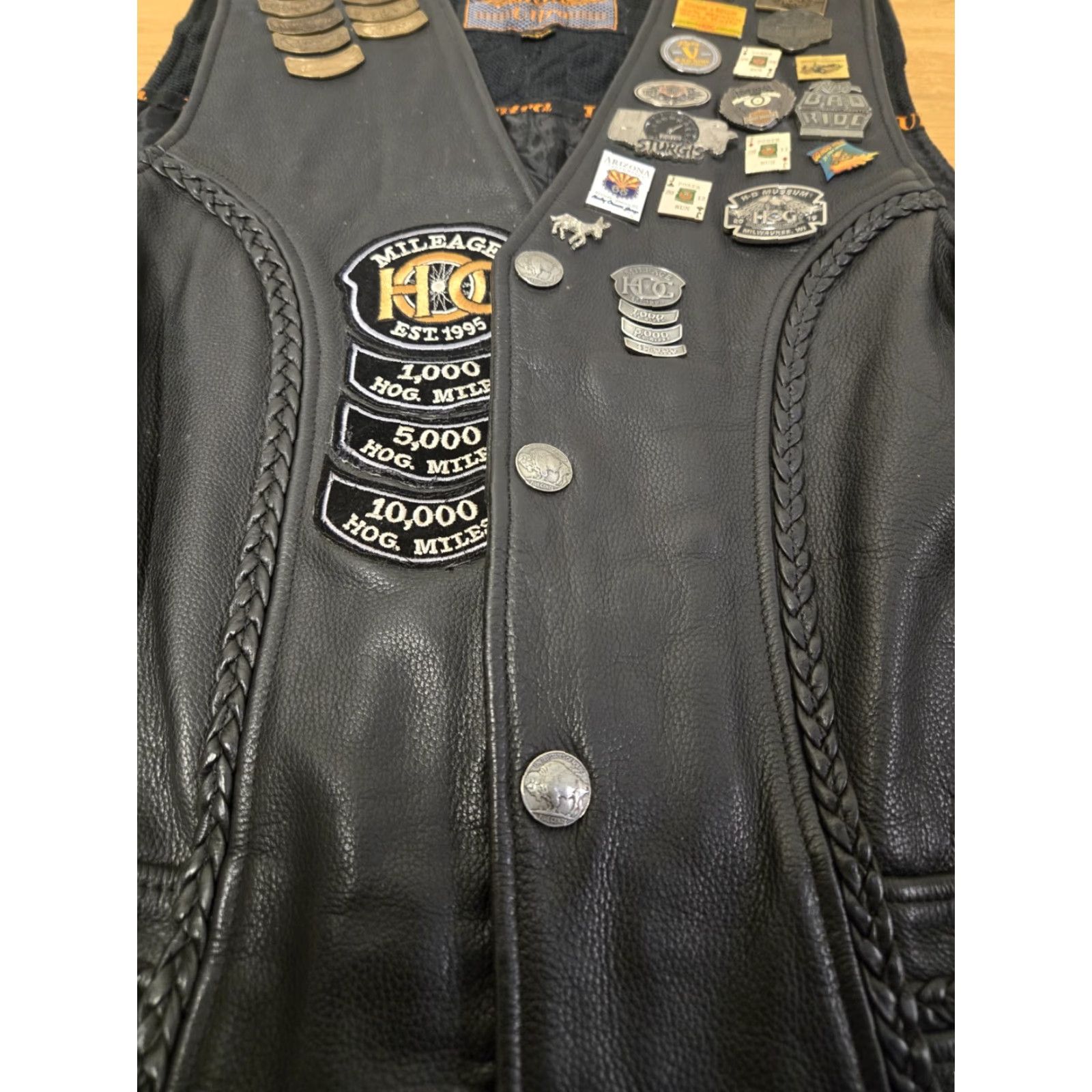 Harley Davidson VINTAGE Harley-Davidson Leather Biker Vest 2XL Men Black Pins & Patches Lining Leather Shirt? Size US XXL / EU 58 / 5 - 2 Thumbnail