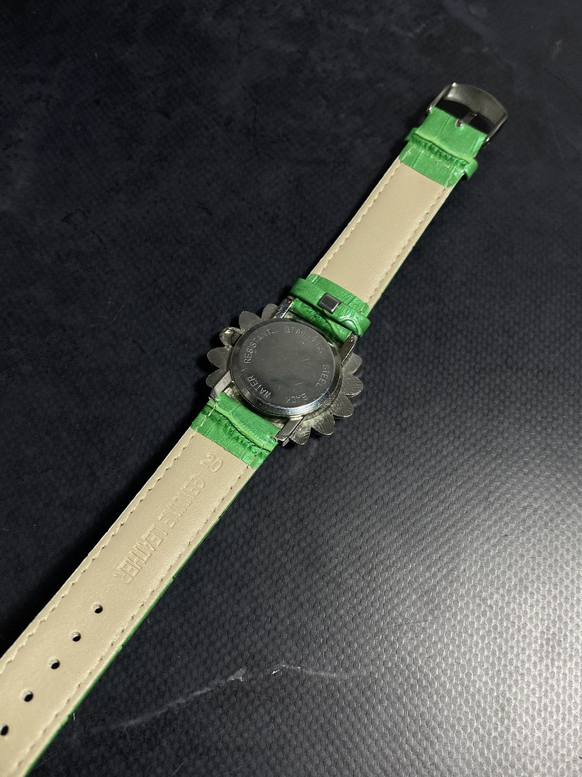 Hysteric Glamour Vintage 00s Classic Wristwatch | Retro Aesthetic Size ONE SIZE - 12 Thumbnail