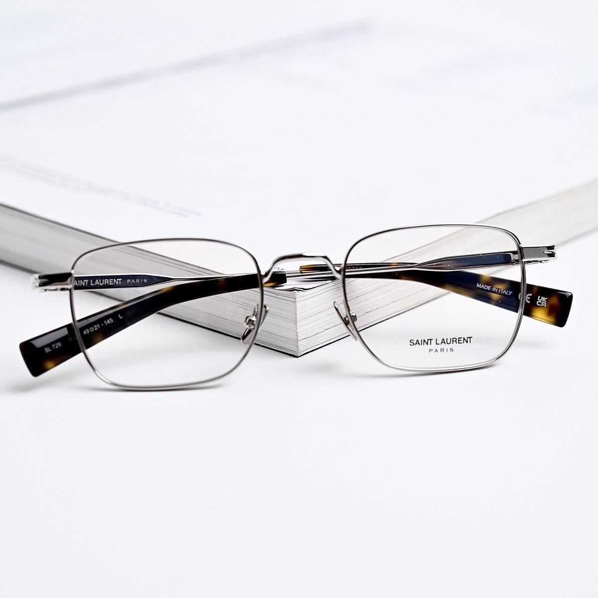 Saint Laurent Paris SAINT LAURENT SL 729 GLASSES Size ONE SIZE - 9 Thumbnail