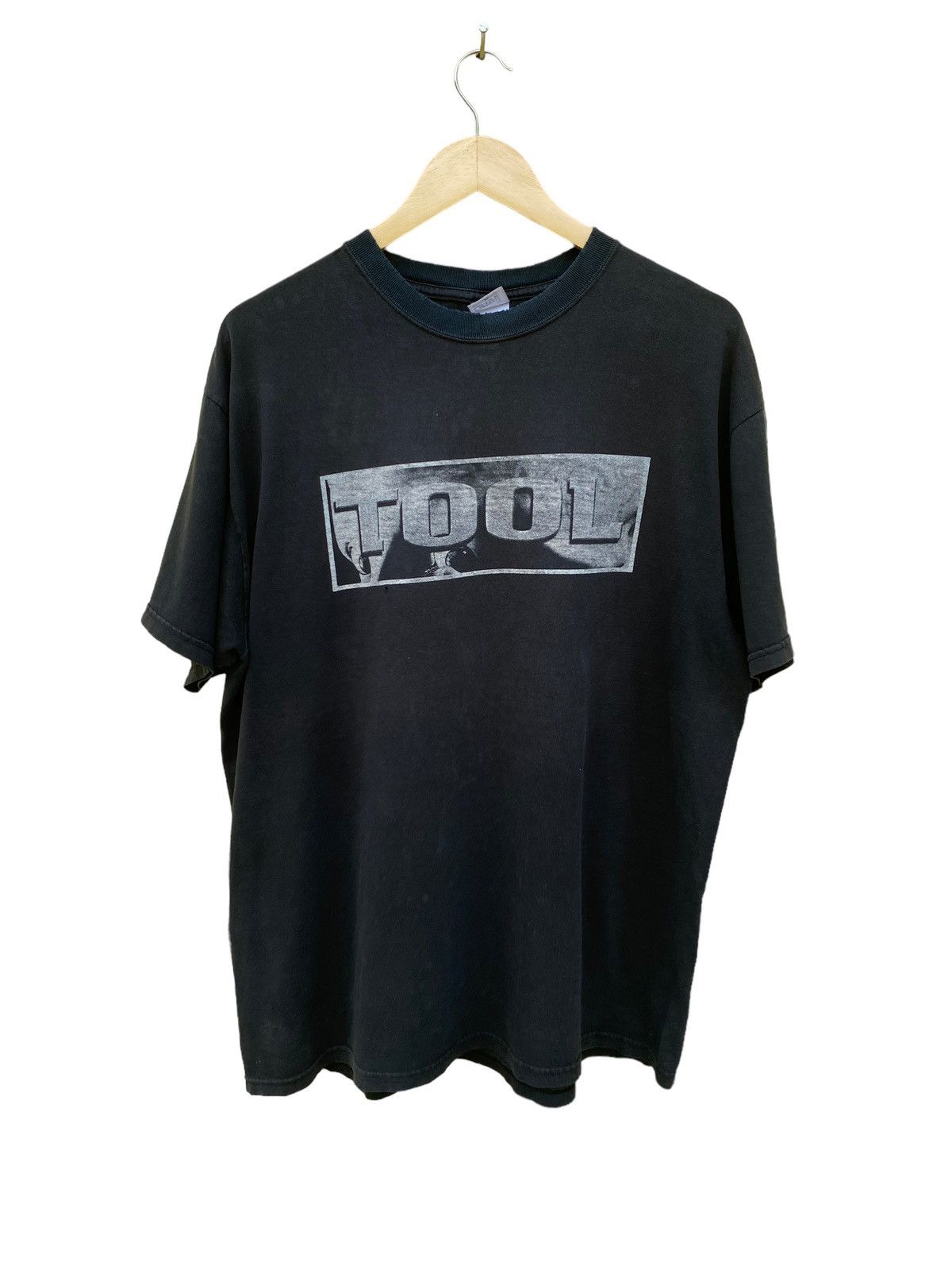 Band Tees Vintage tool schism band t shirt Size US XL / EU 56 / 4 - 5 Thumbnail